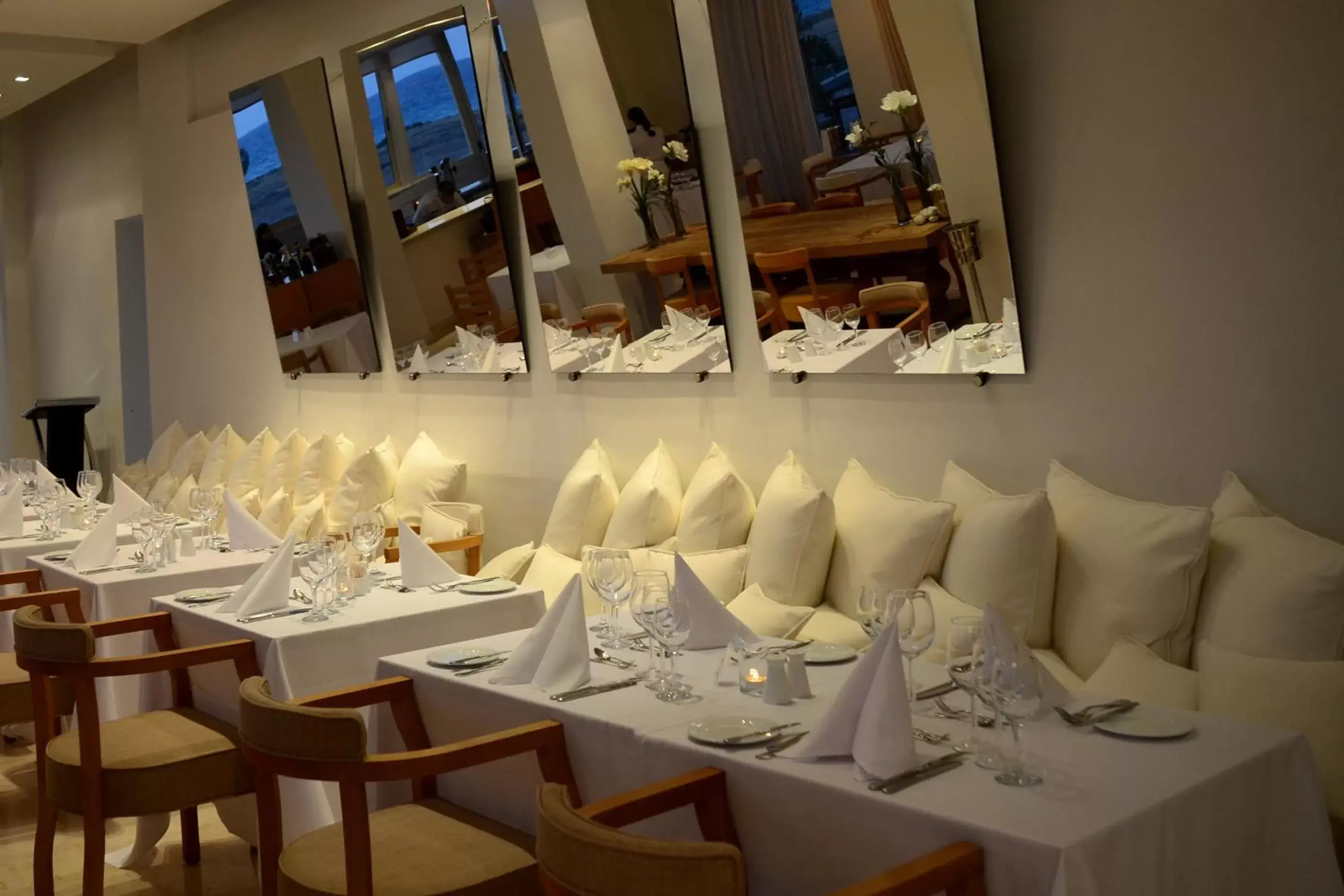 Restaurant/Places to Eat in E-Hotel Larnaca Resort & Spa