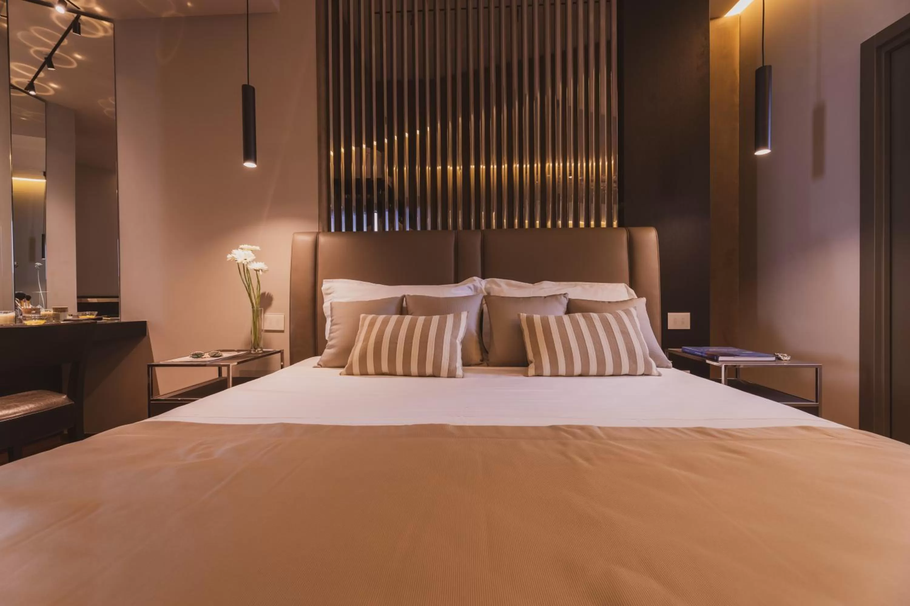 Bed in Callistos Hotel & Spa