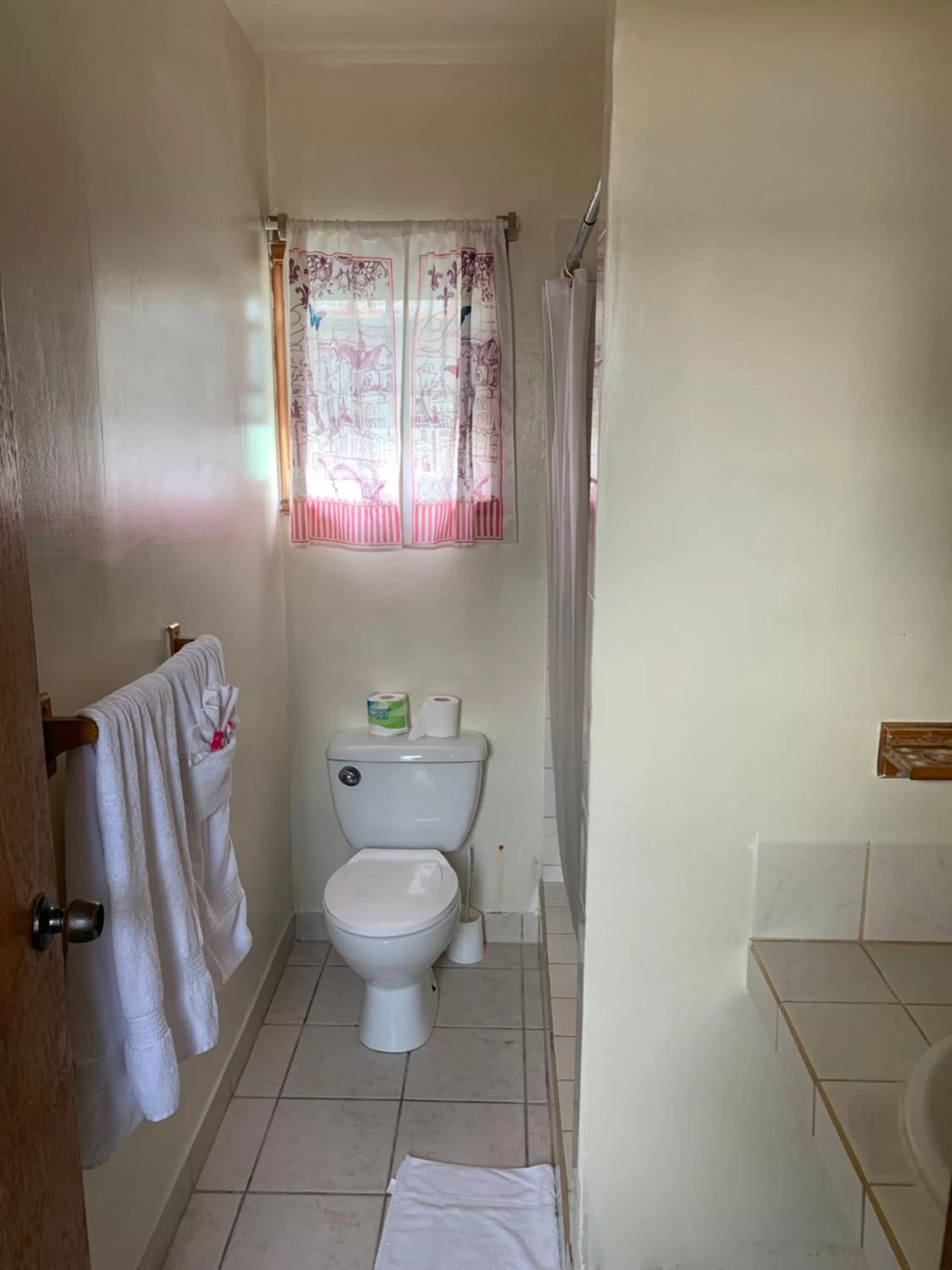 Blue Wave Guest House