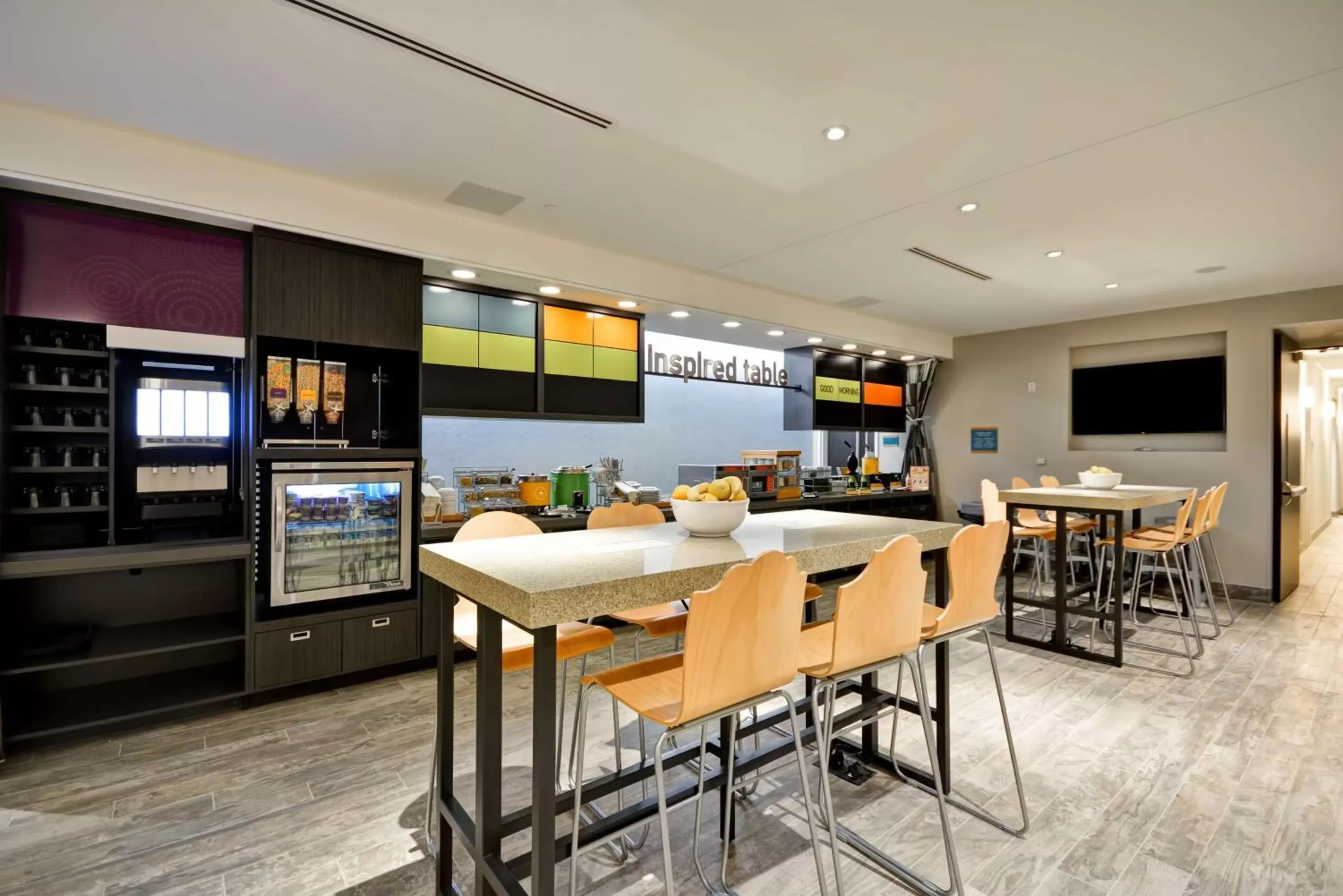 Dining area, Restaurant/Places to Eat in Home2 Suites By Hilton Charles Town
