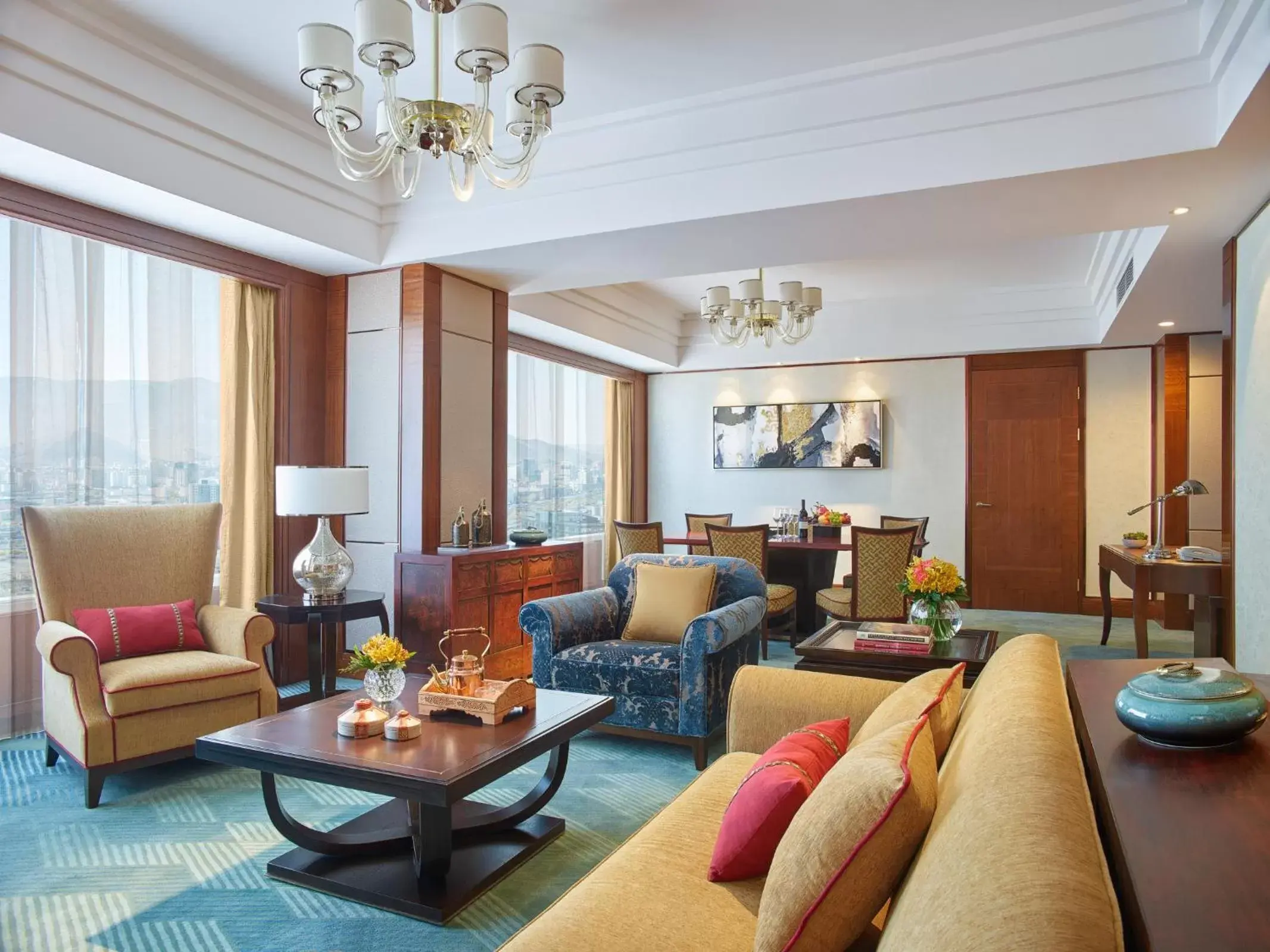 Living room in Shangri-La Ulaanbaatar Living room in Shangri-La Ulaanbaatar