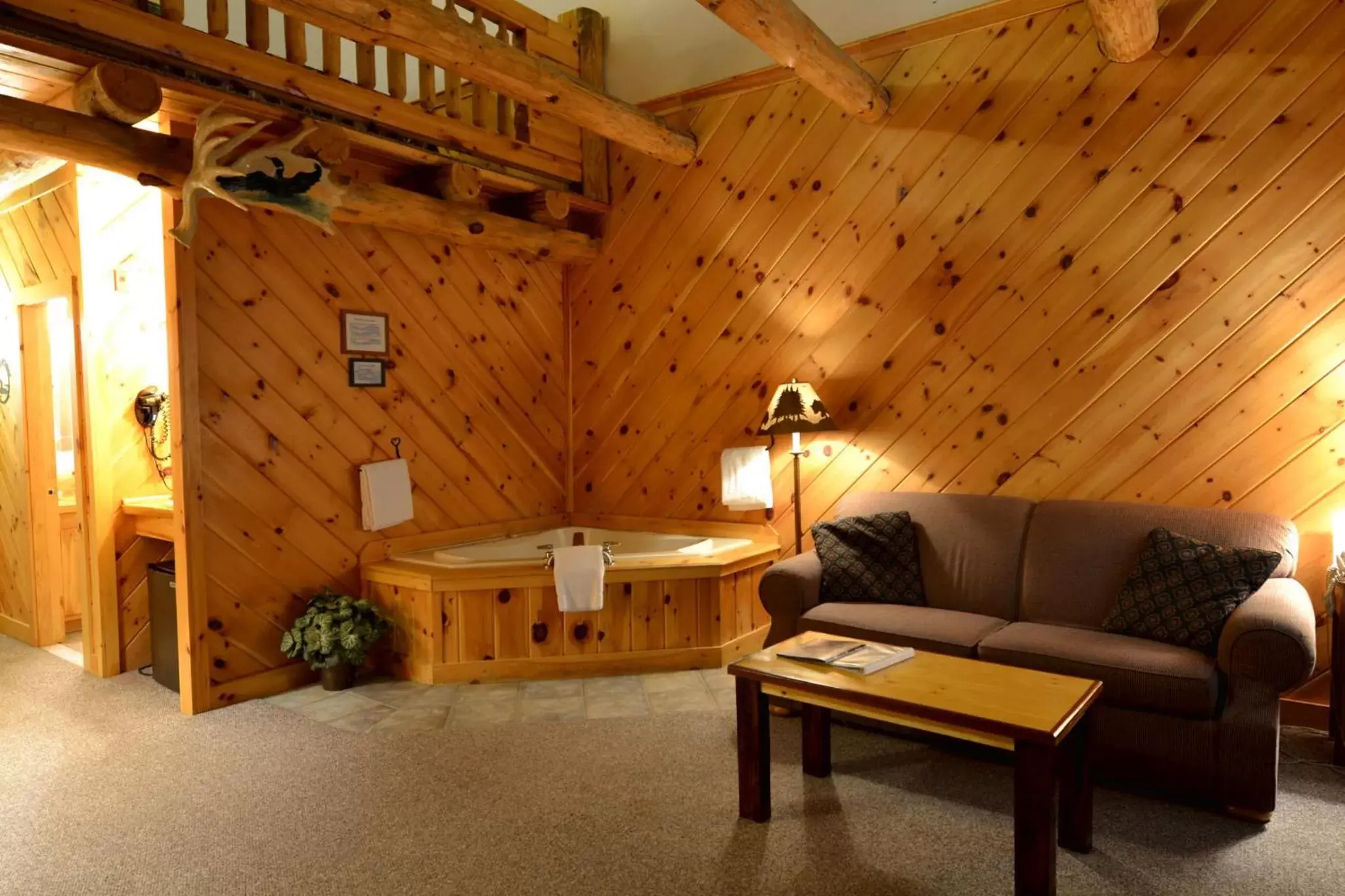 Living room, Seating Area in New England Inn & Lodge