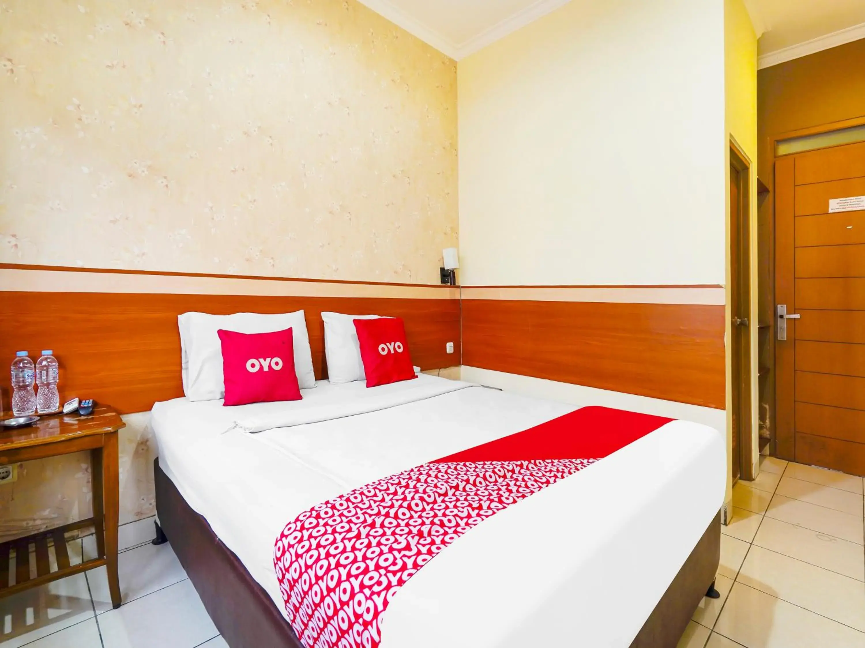 Bedroom, Bed in OYO Collection O 91297 Hotel Sakura Bedroom, Bed in OYO Collection O 91297 Hotel Sakura