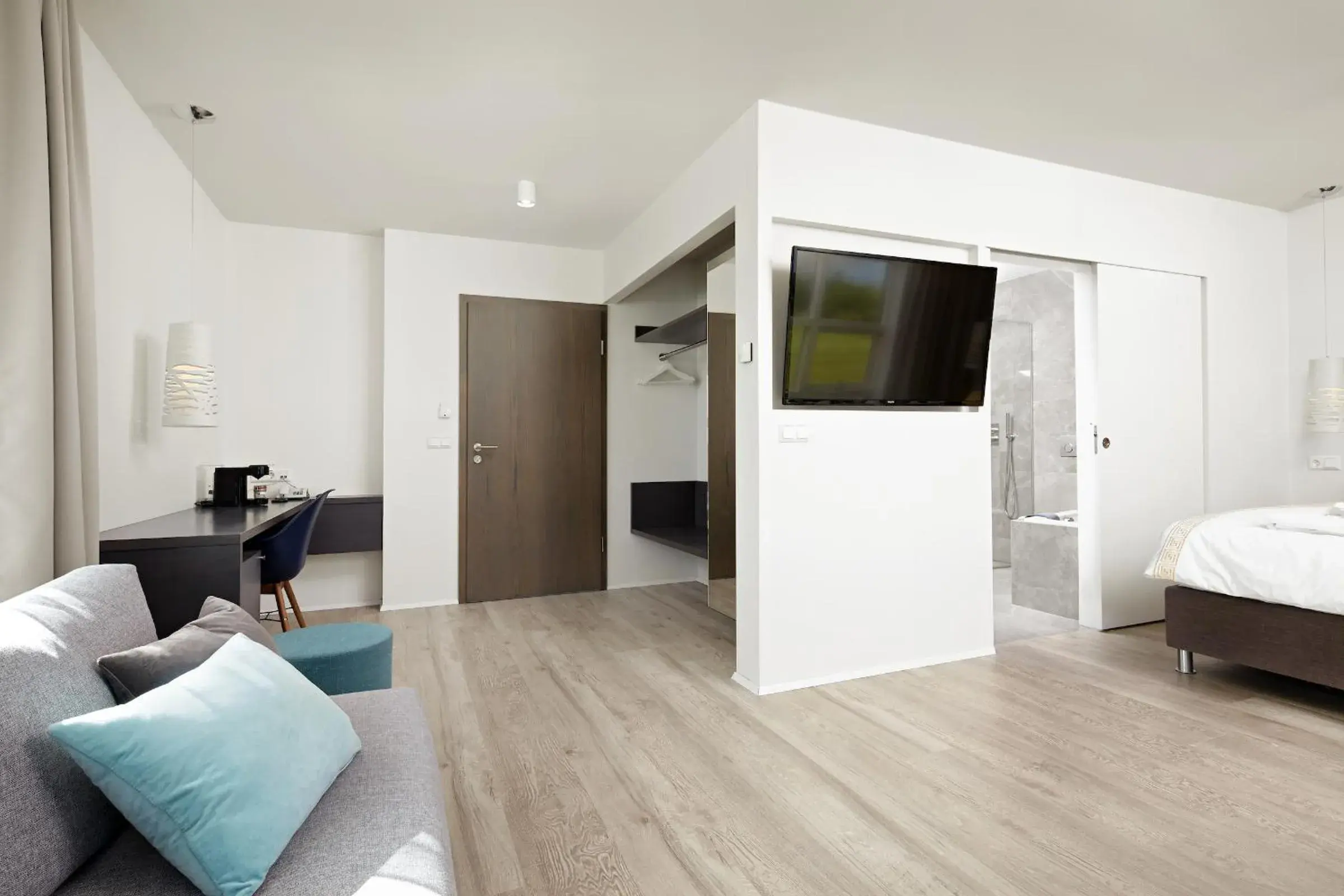 TV and multimedia, Bed in Hotel Hamar TV and multimedia, Bed in Hotel Hamar