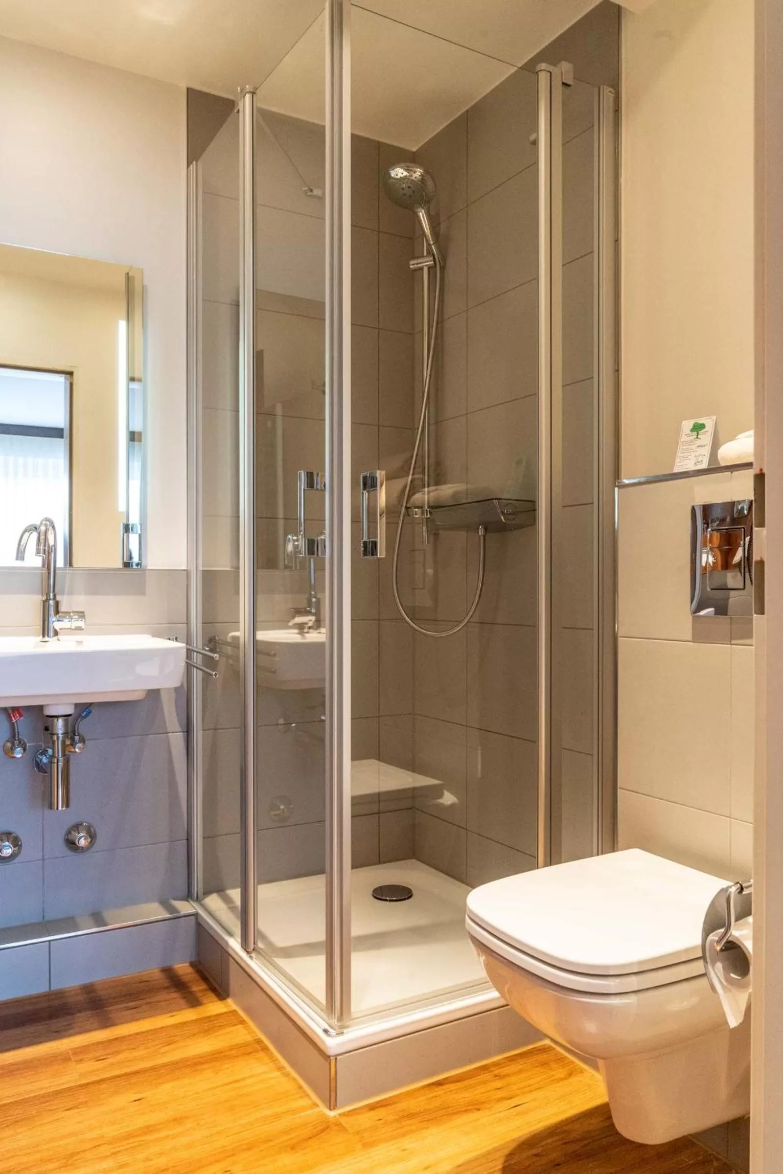 Shower in Frommanns Landhotel