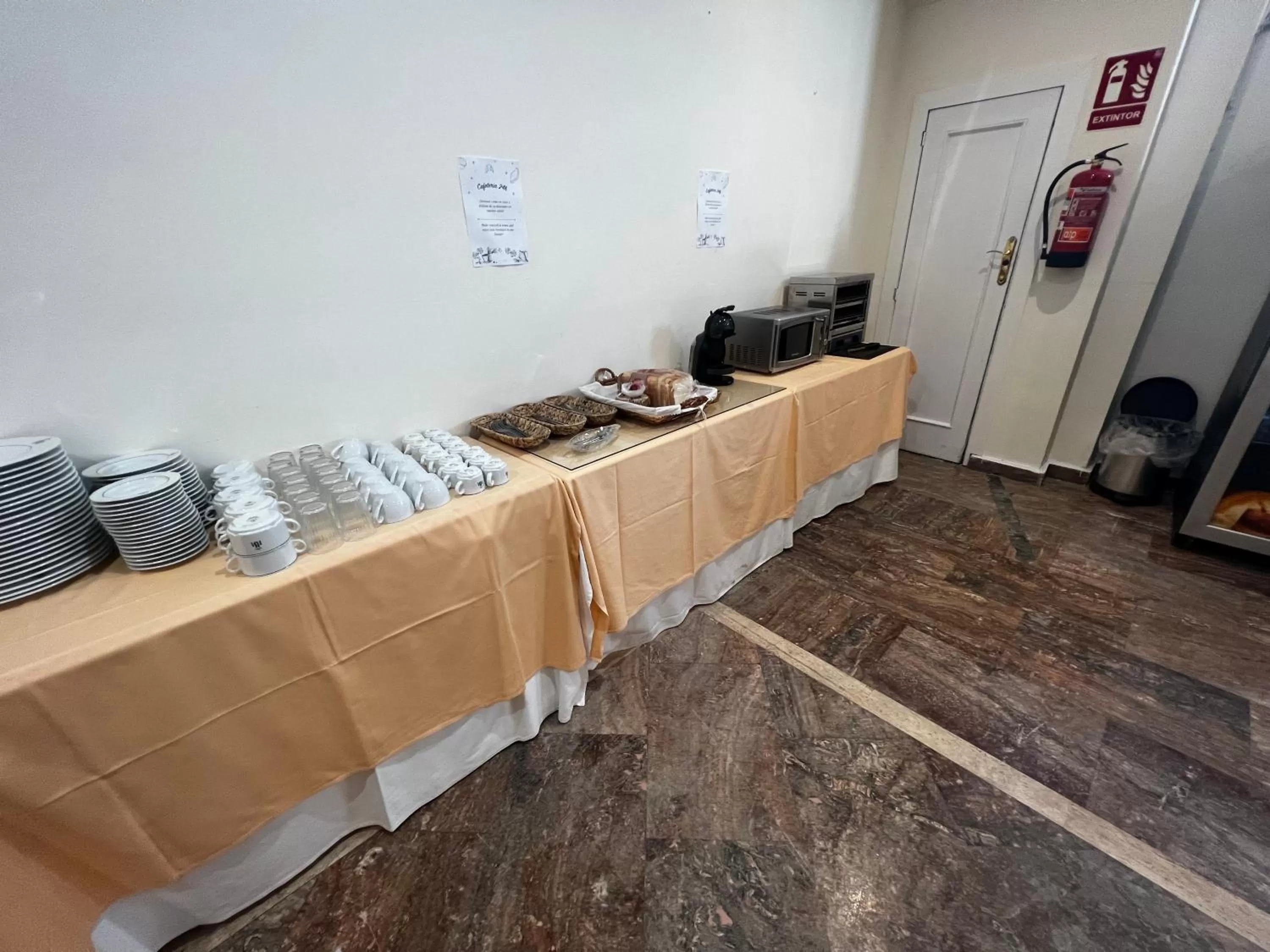 Breakfast in Hotel Plaza Mayor