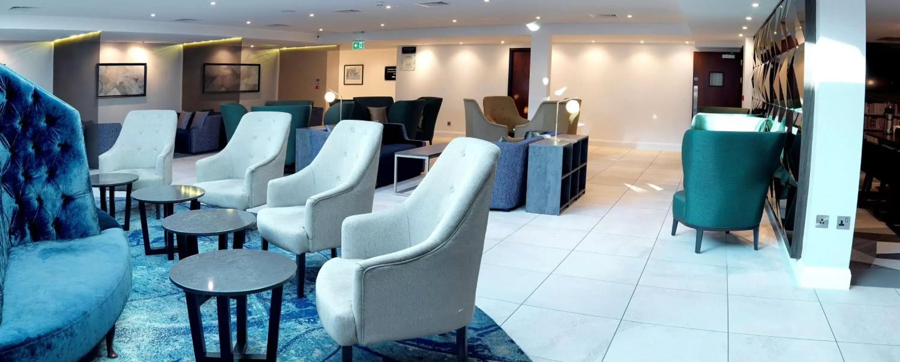 Lobby or reception, Lounge/Bar in DoubleTree by Hilton Chester