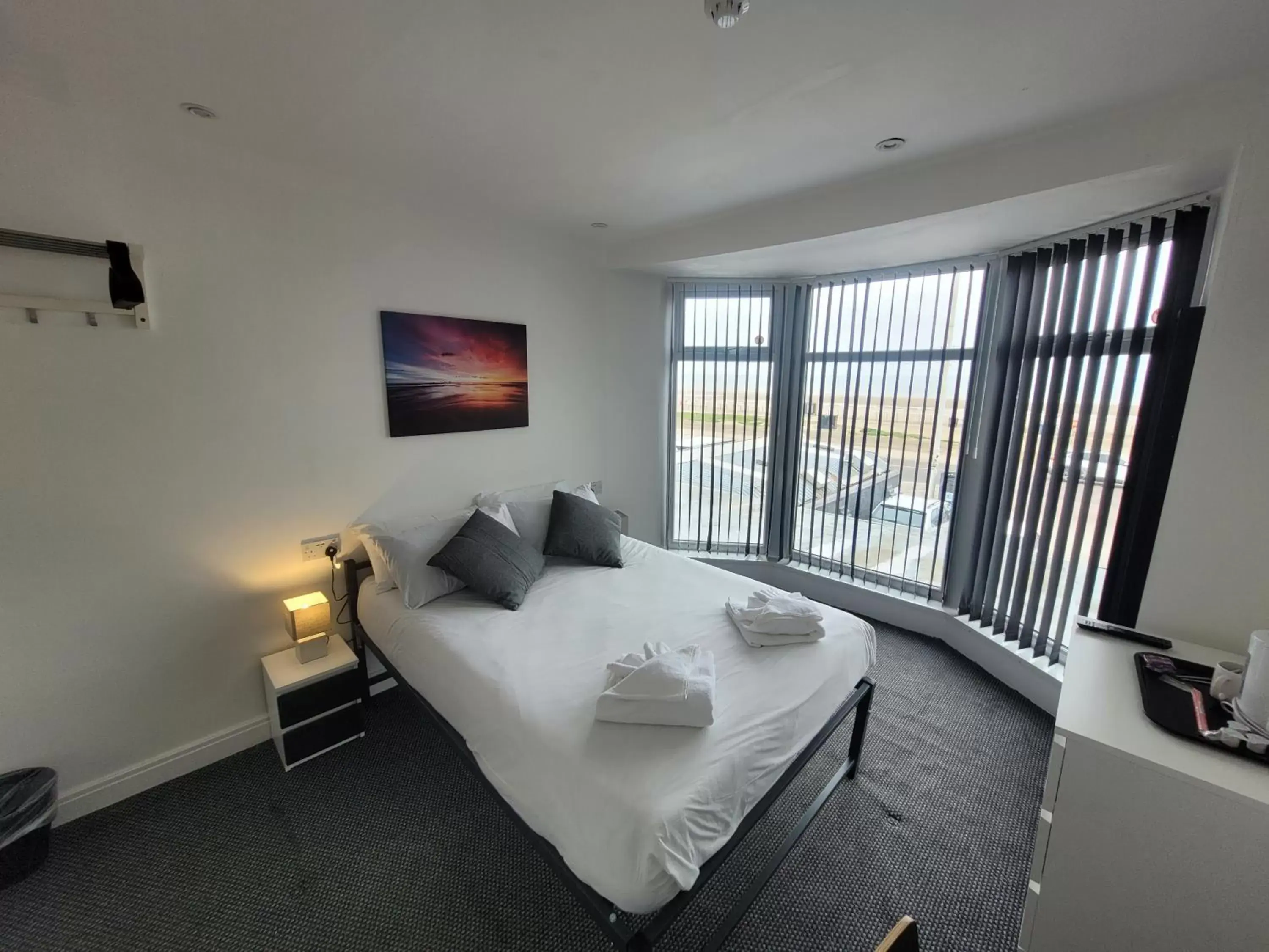 Photo of the whole room, Bed in Blackpool Resort Hotel