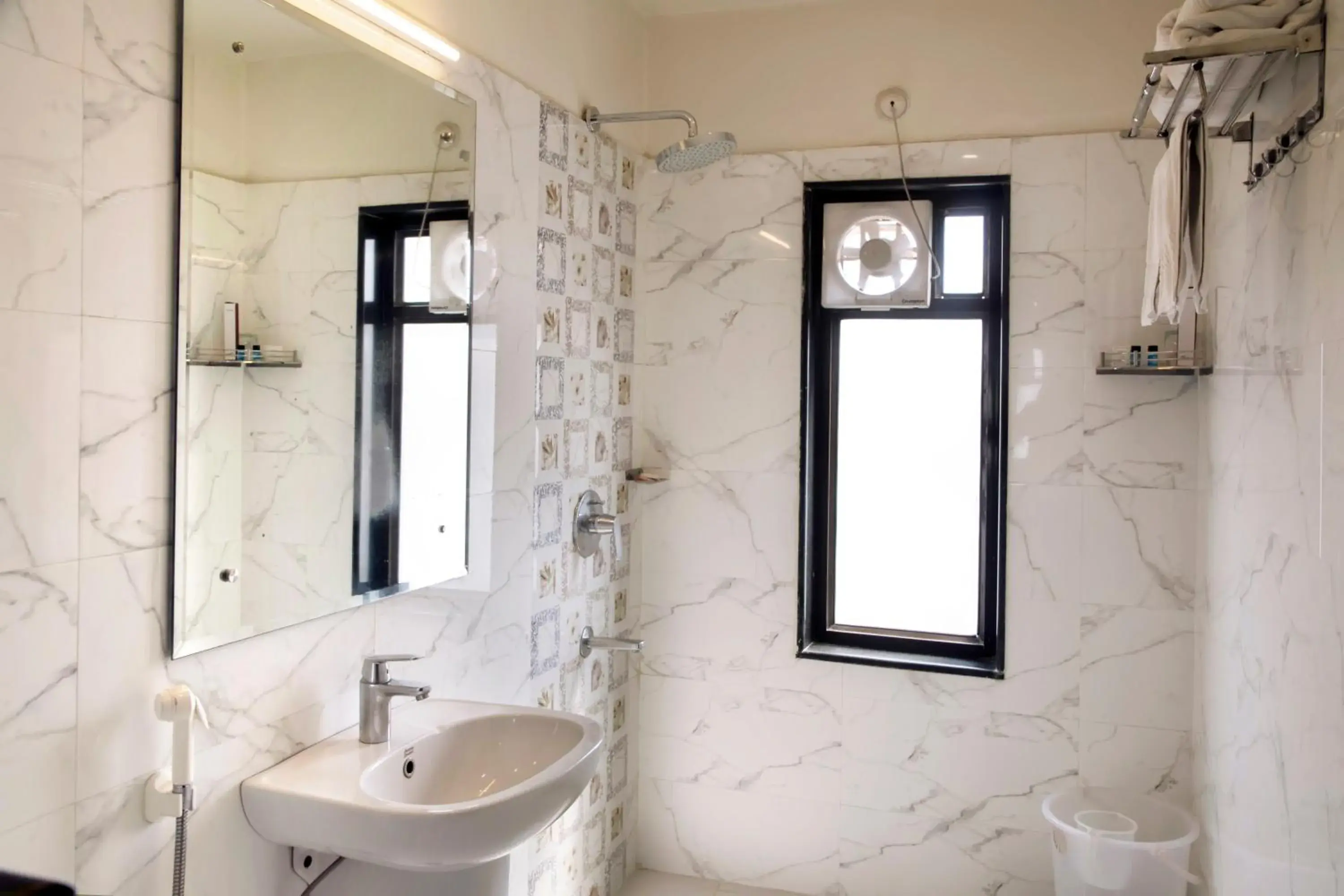 Bathroom in Hotel Ganges Grand - 600m from Kashi Vishwanath Temple Bathroom in Hotel Ganges Grand - 600m from Kashi Vishwanath Temple