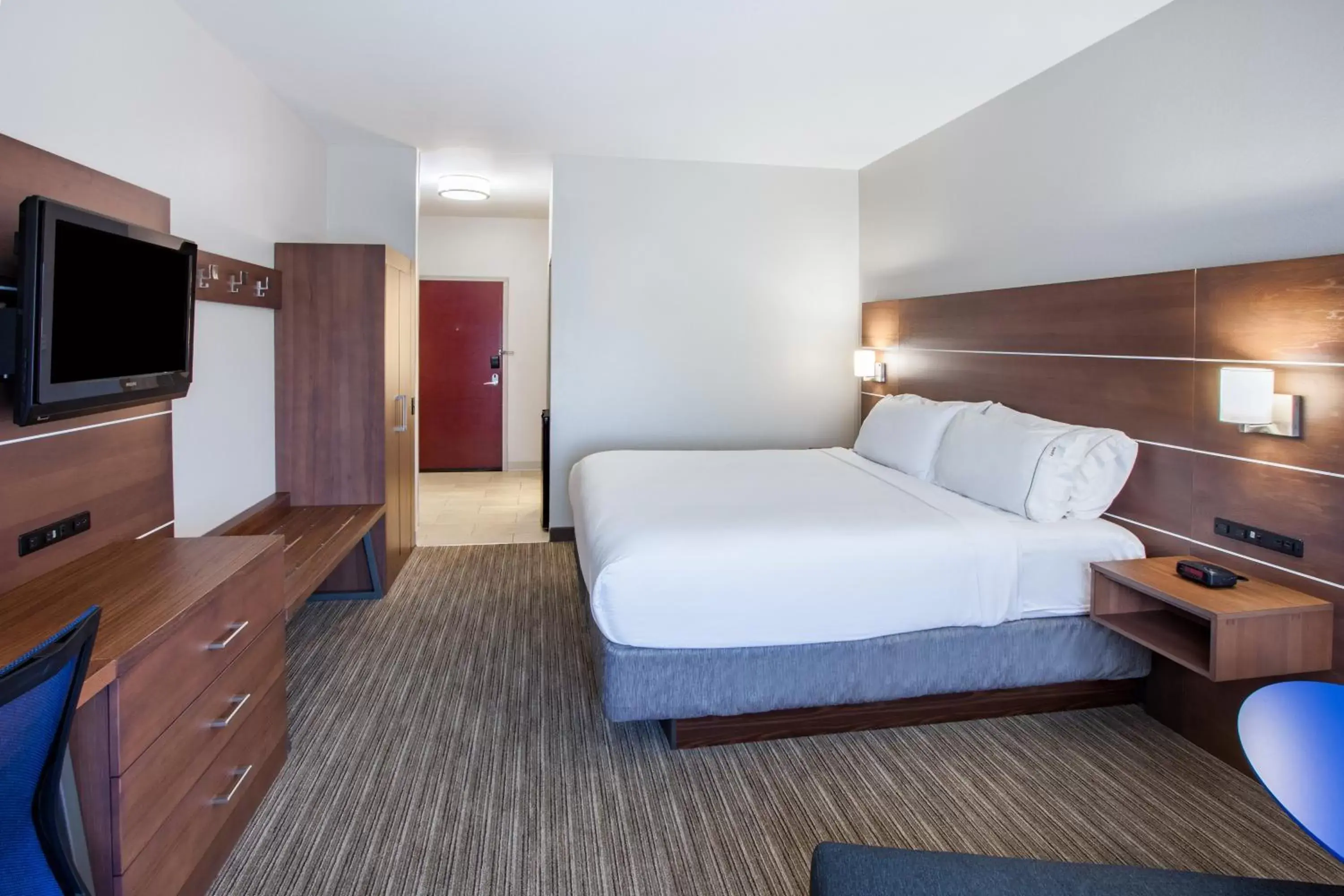 Photo of the whole room, Bed in Holiday Inn Express & Suites Texarkana, an IHG Hotel