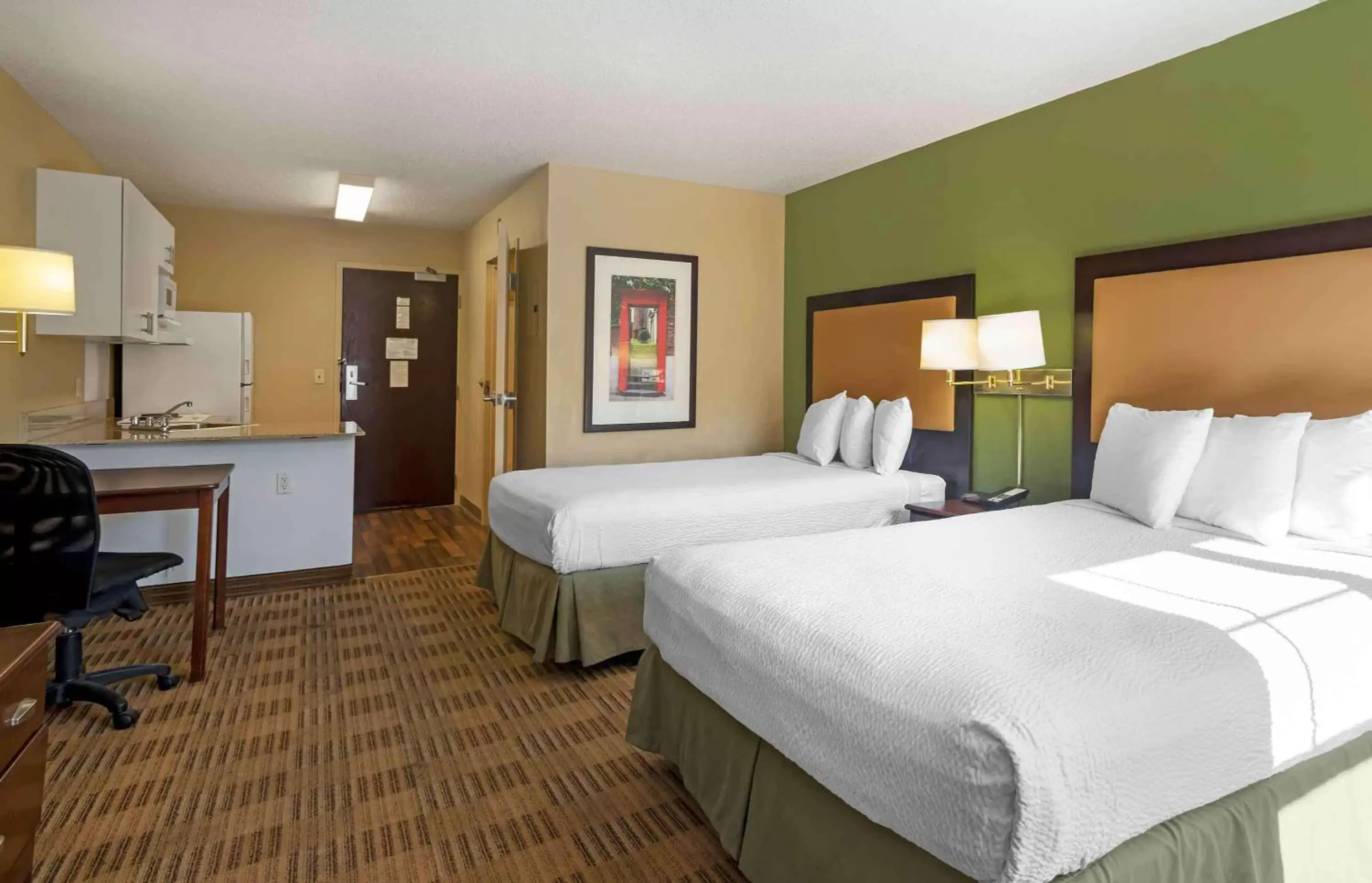 Bedroom, Bed in Extended Stay America Suites - Frederick - Westview Dr