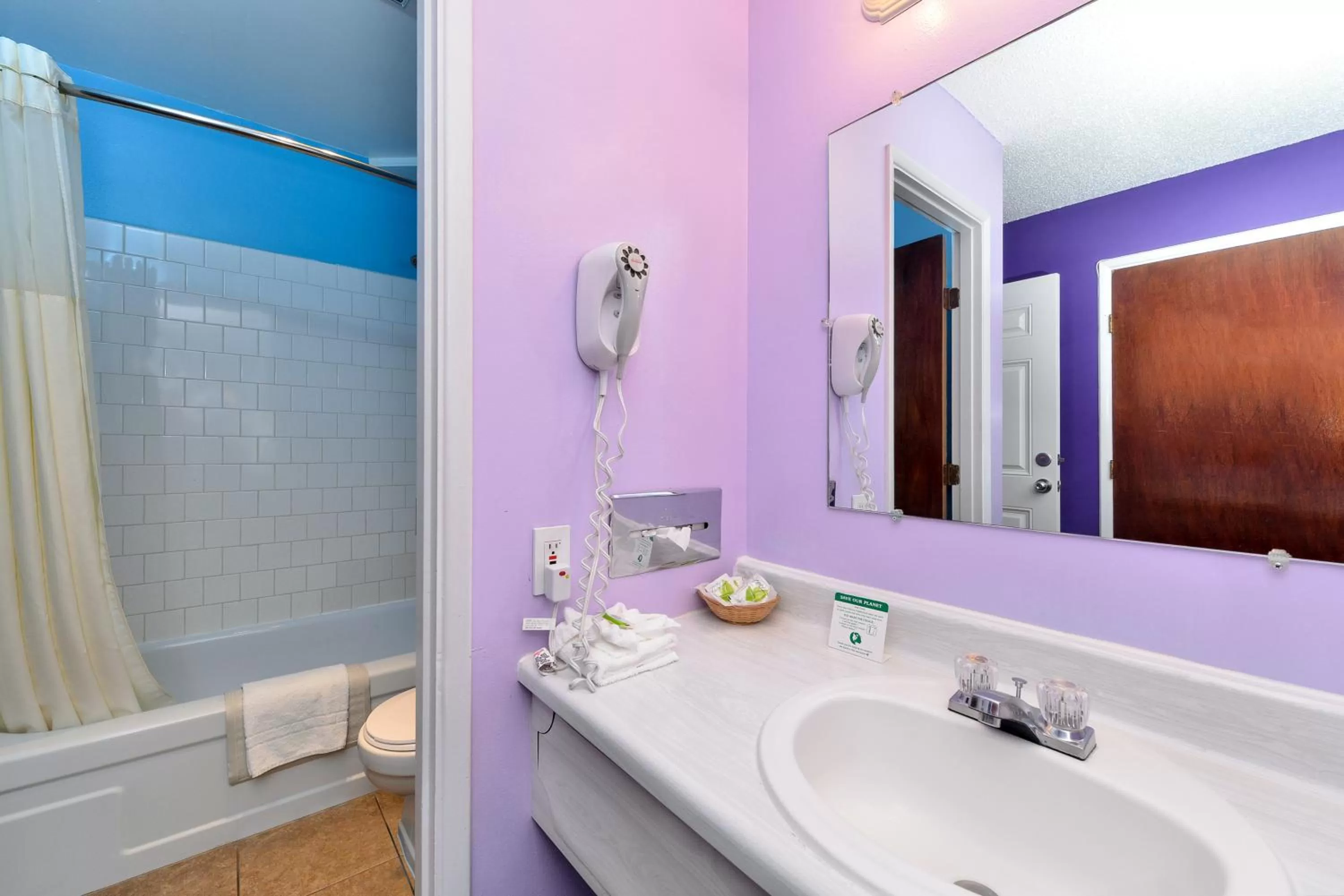 Bathroom in Maverick Motel - Modern Renovated Motel