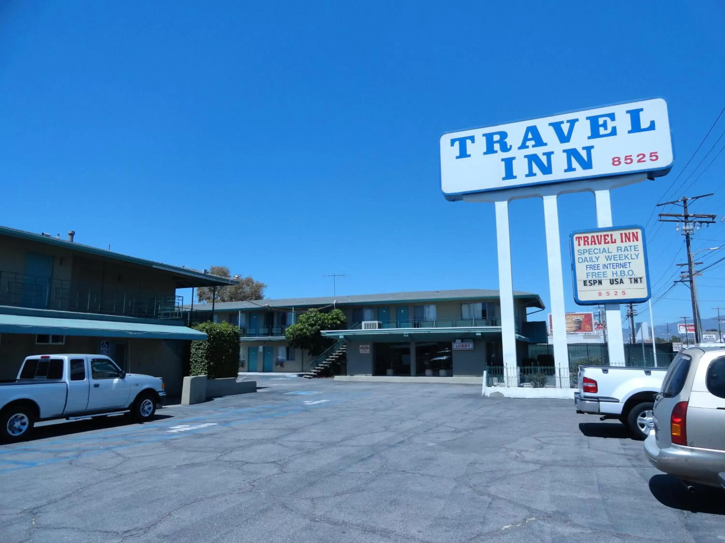 Facade/entrance, Property Building in Travel Inn