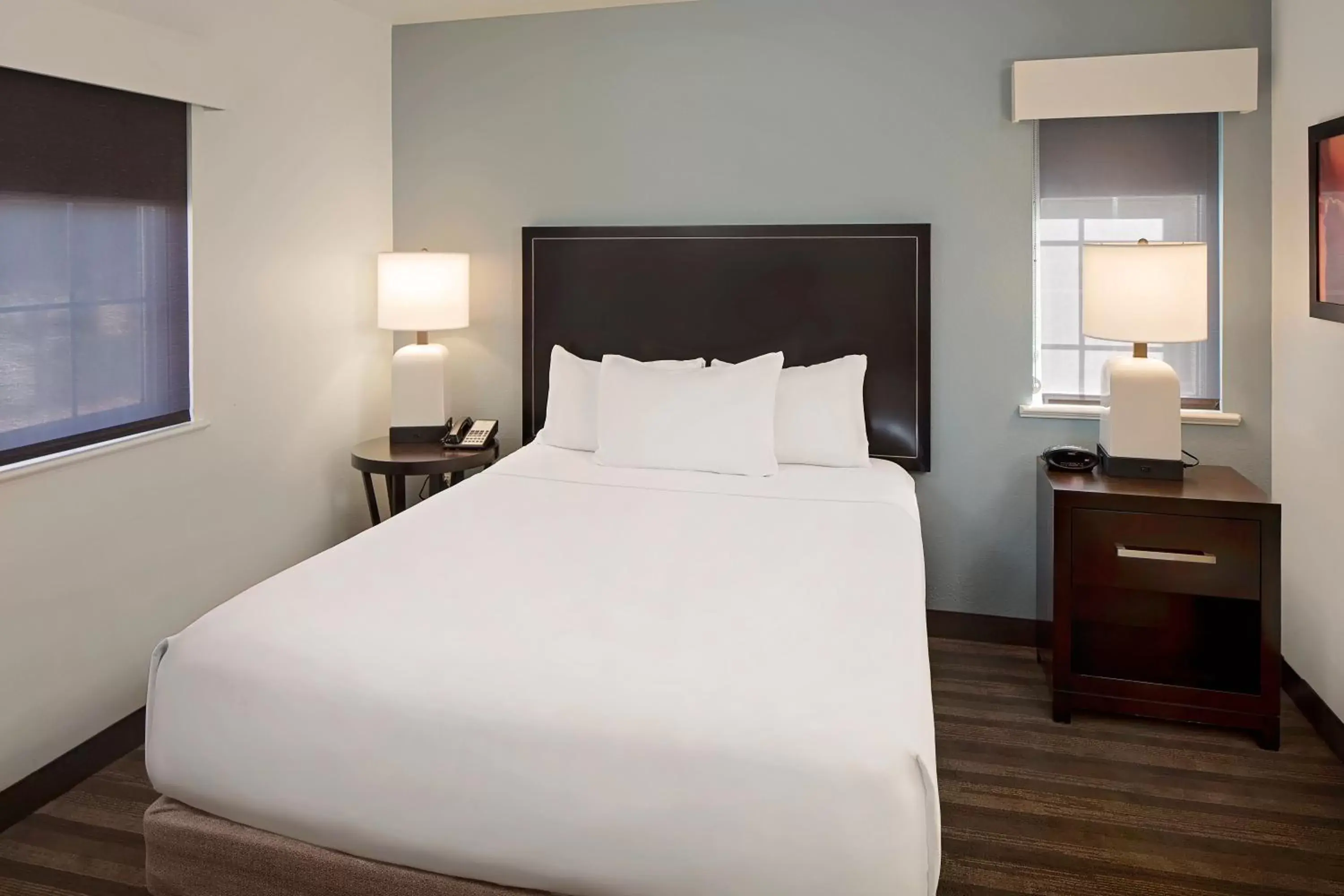 Bedroom, Bed in Hyatt House Dallas Las Colinas