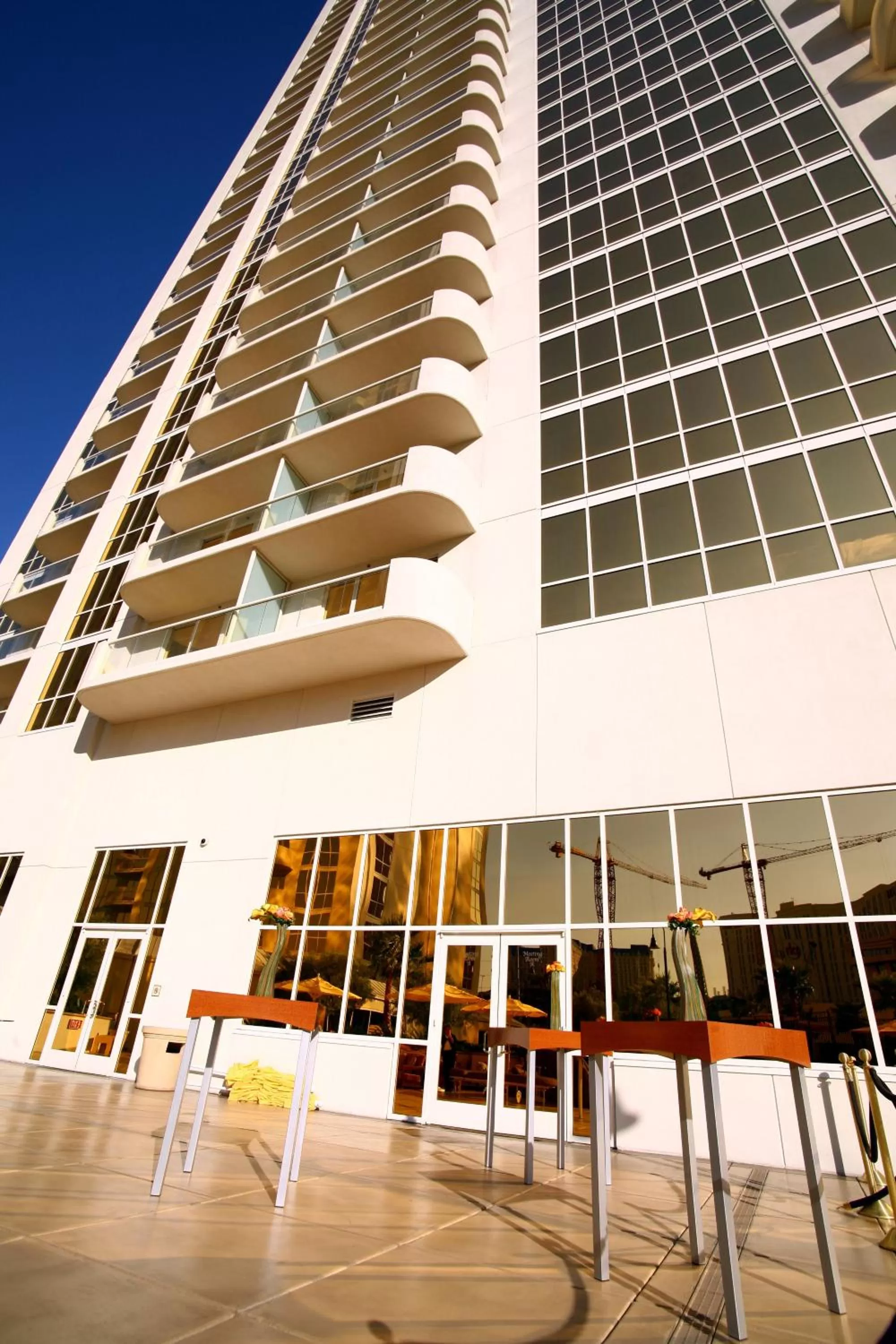 Facade/entrance in Luxury Suites International at The Signature