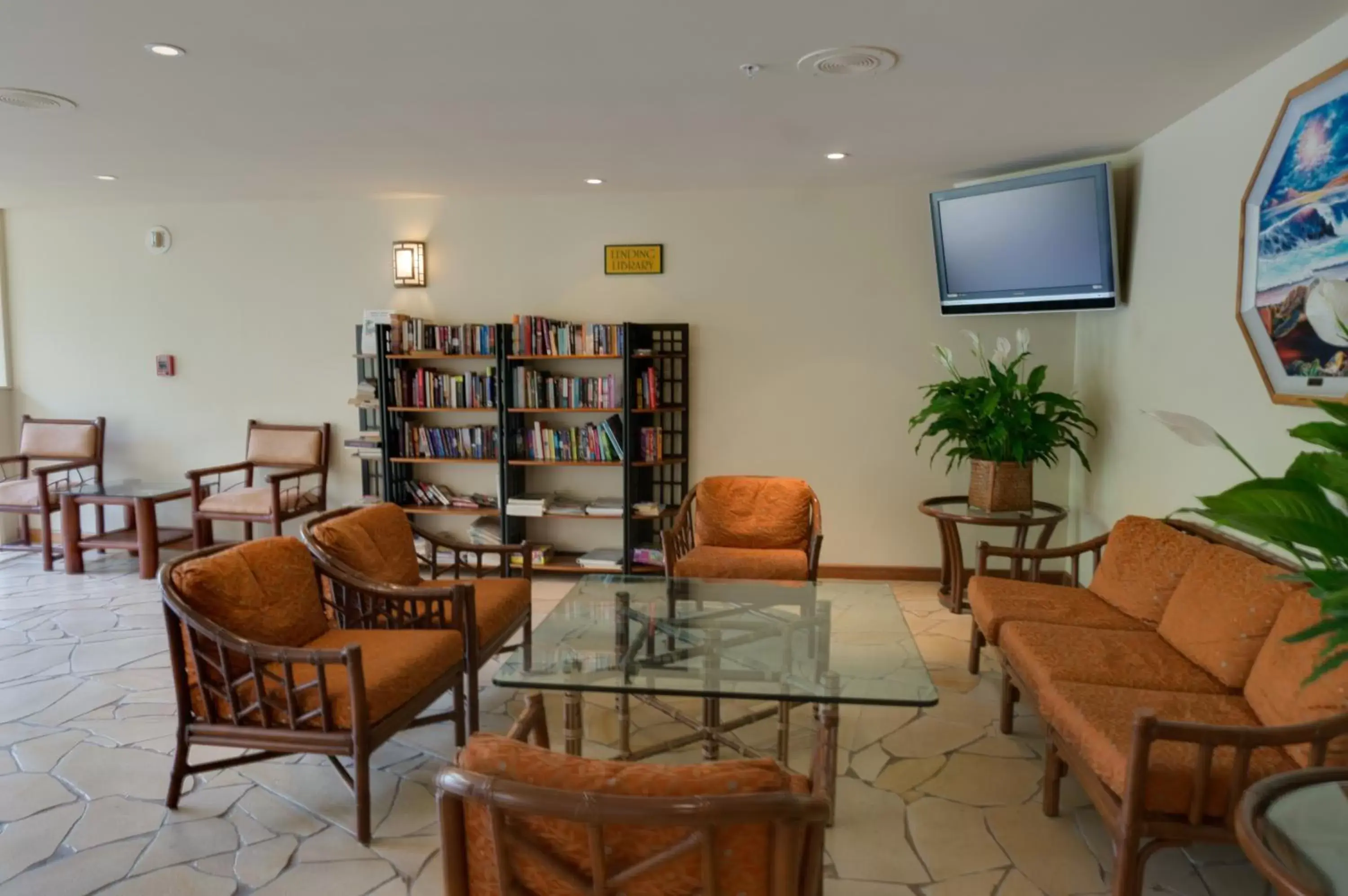 Communal lounge/ TV room in Aston Kaanapali Shores