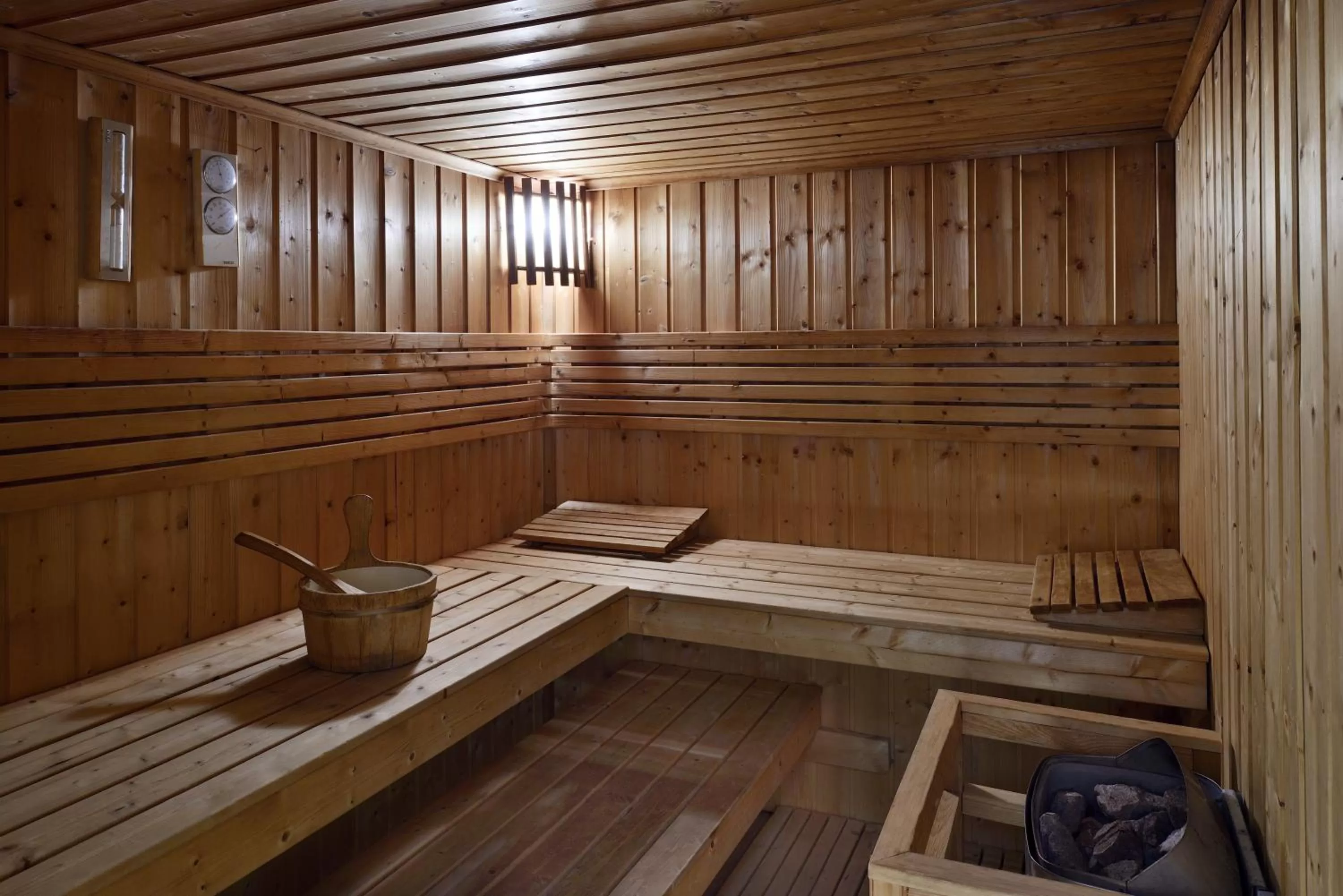 Sauna in Mövenpick Hotel Jumeirah Beach