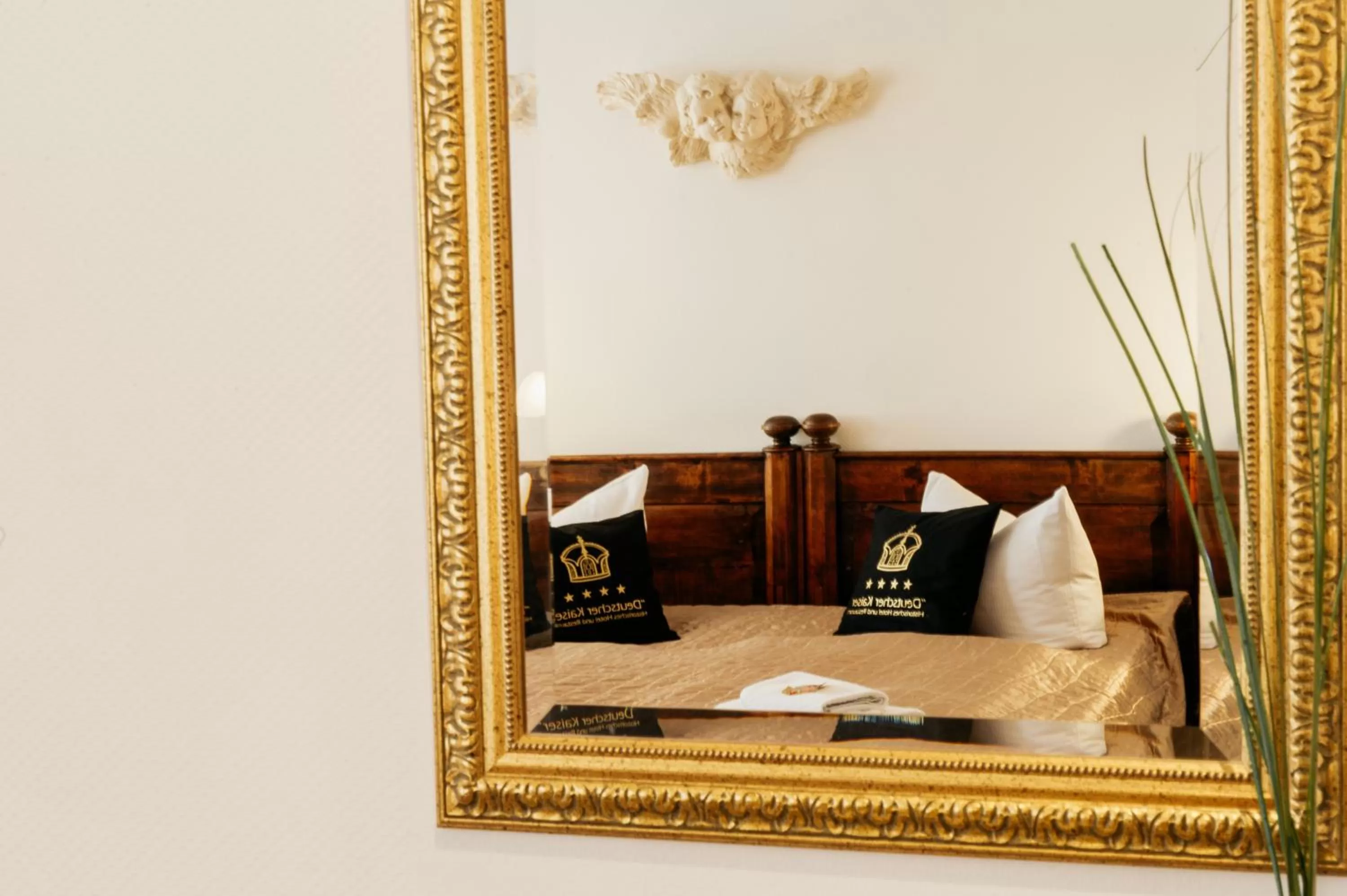 Photo of the whole room in Hotel & Restaurant "Deutscher Kaiser"