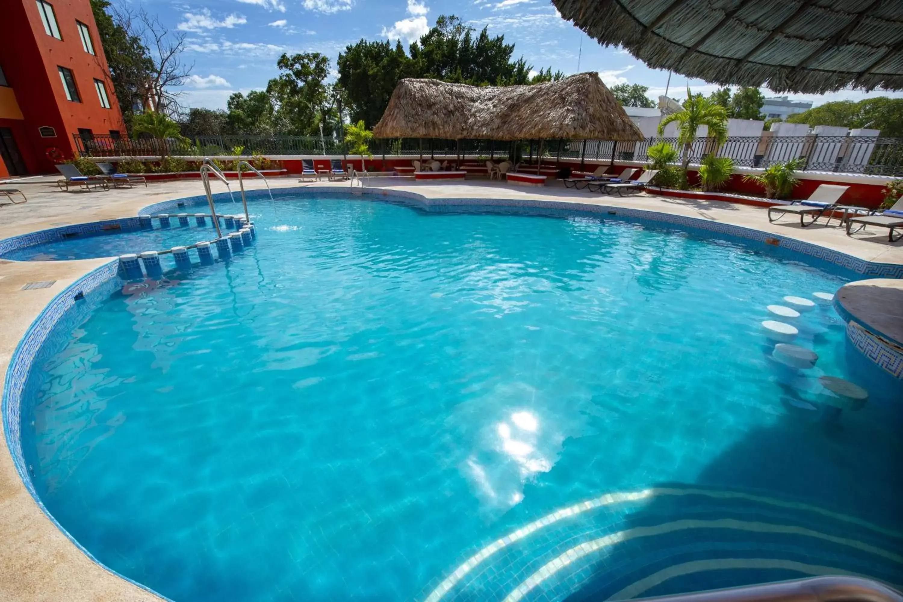 Swimming Pool in Holiday Inn Merida, an IHG Hotel