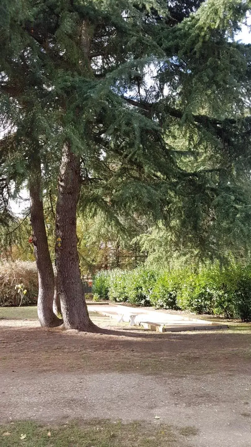 Garden in Le Clos des Écureuils