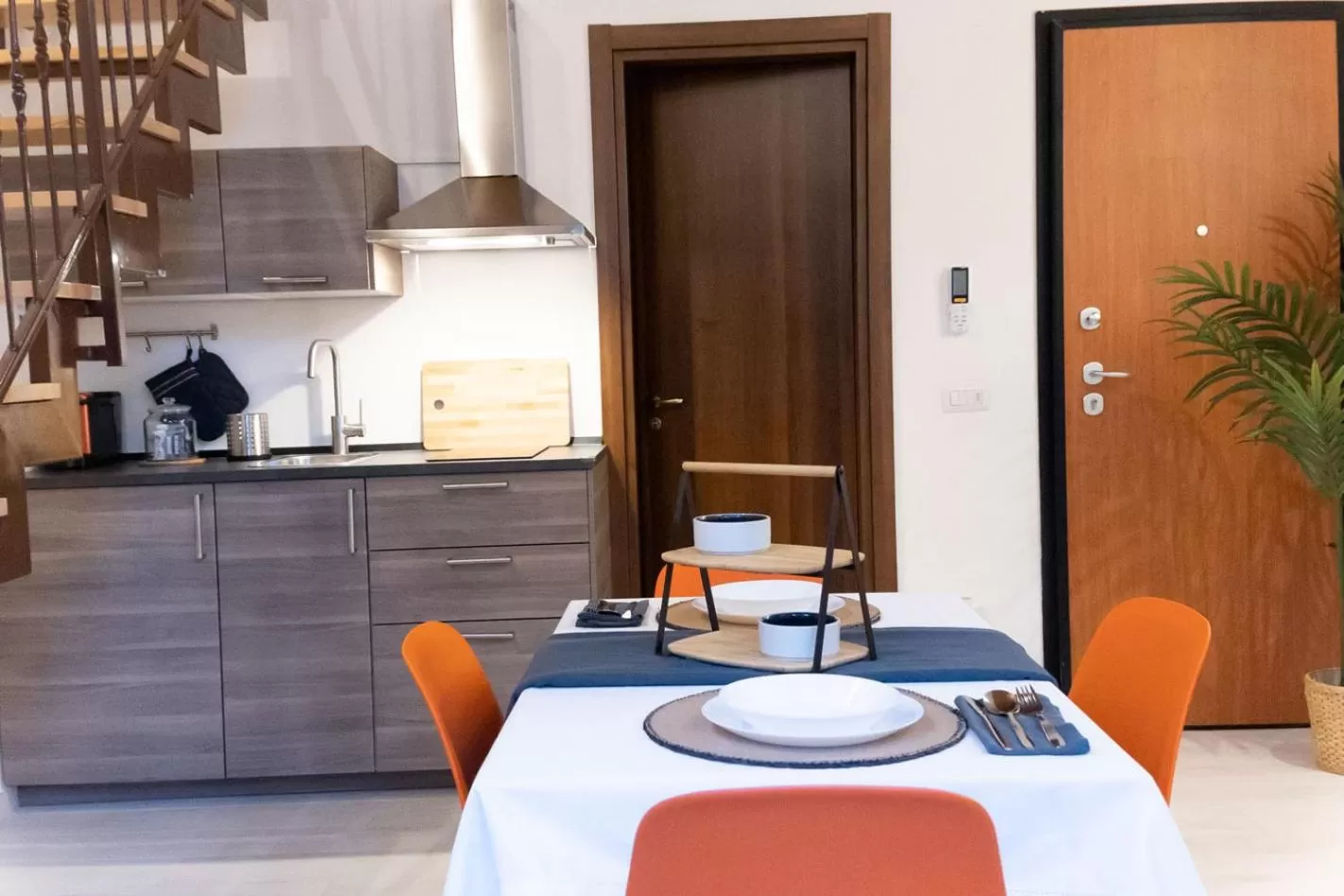 Kitchen or kitchenette, Dining Area in Open Sicily Homes - Guascone Residence - Self Check-in