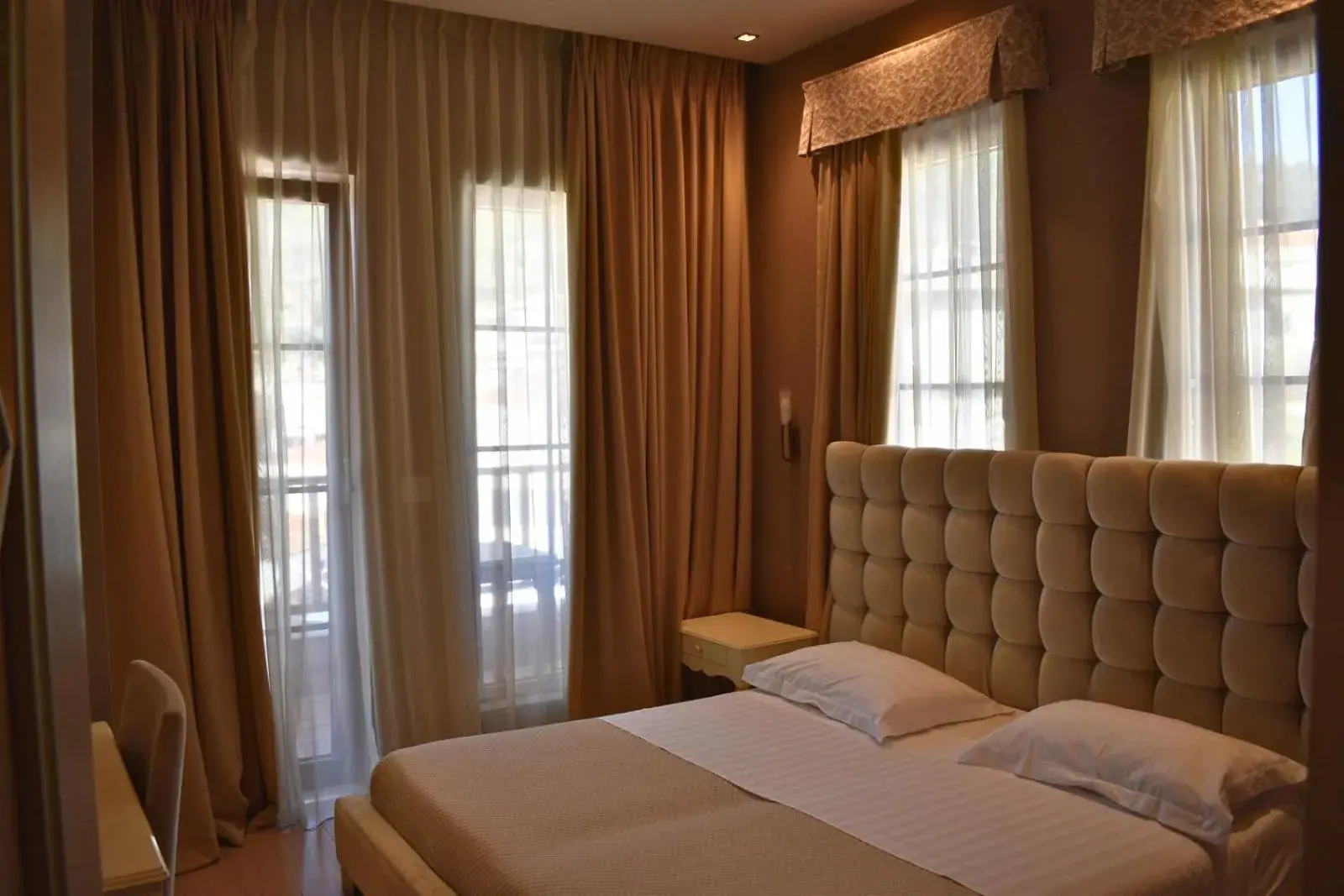 Bed in Hotel Rezidenca Desaret