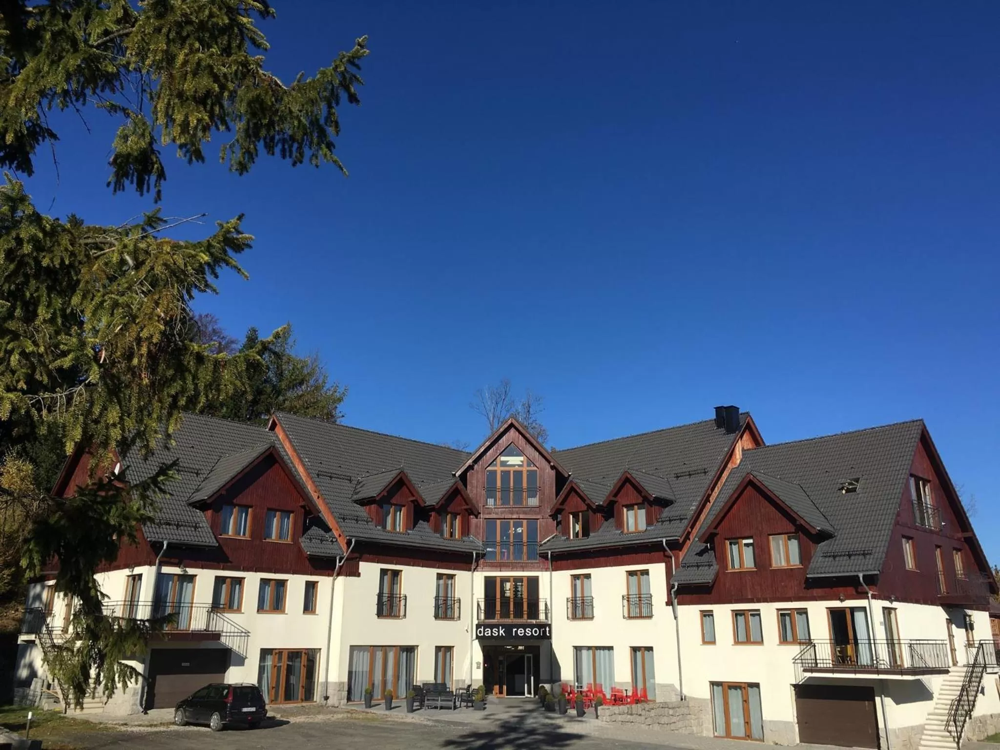 Property building in dask resort