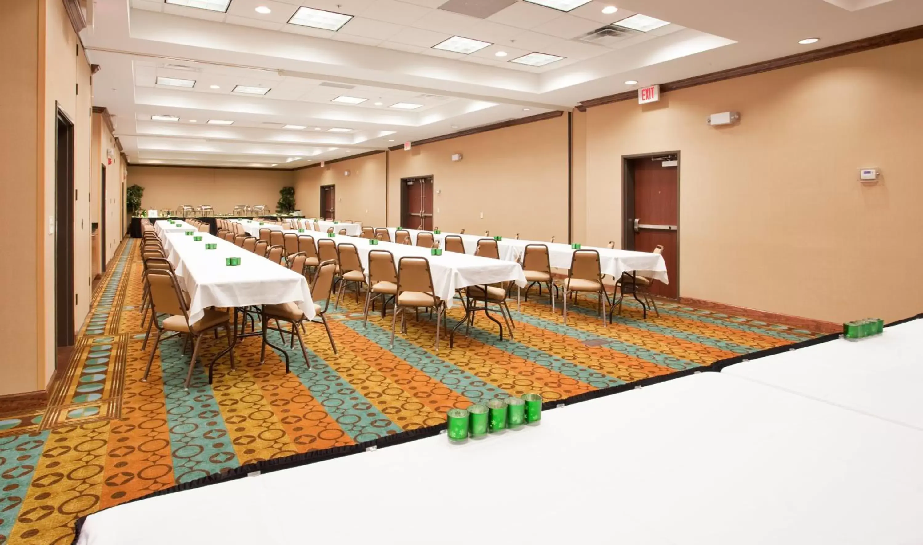 Meeting/conference room in Holiday Inn Columbia East, an IHG Hotel