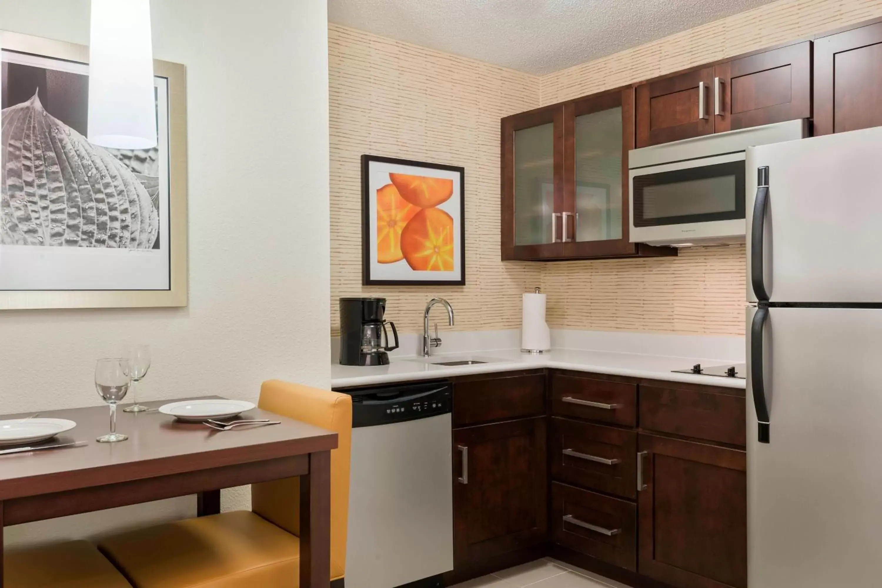 Kitchen or kitchenette, Kitchen/Kitchenette in Residence Inn by Marriott Fort Myers