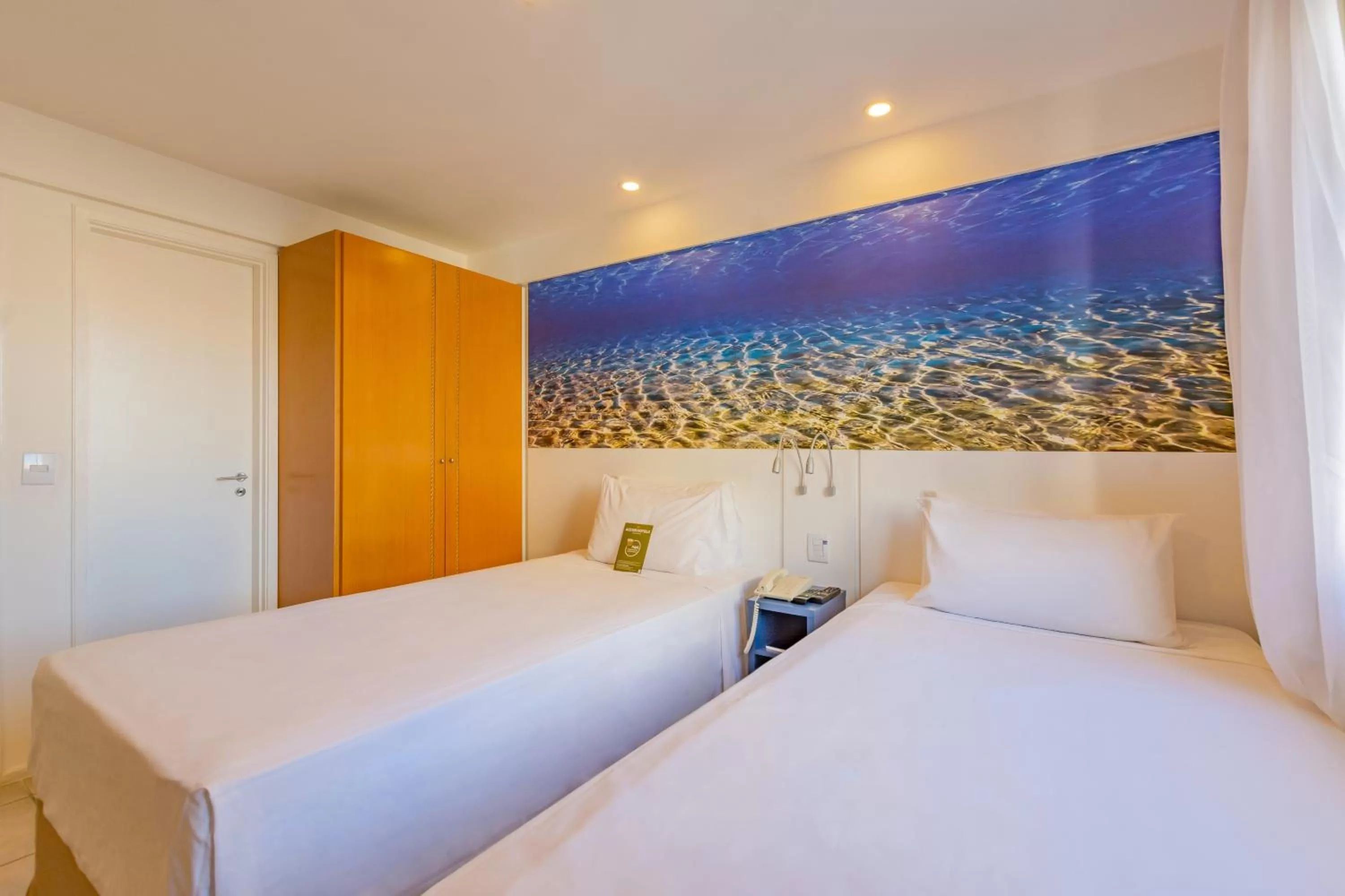 Photo of the whole room, Bed in Mercure Fortaleza Meireles