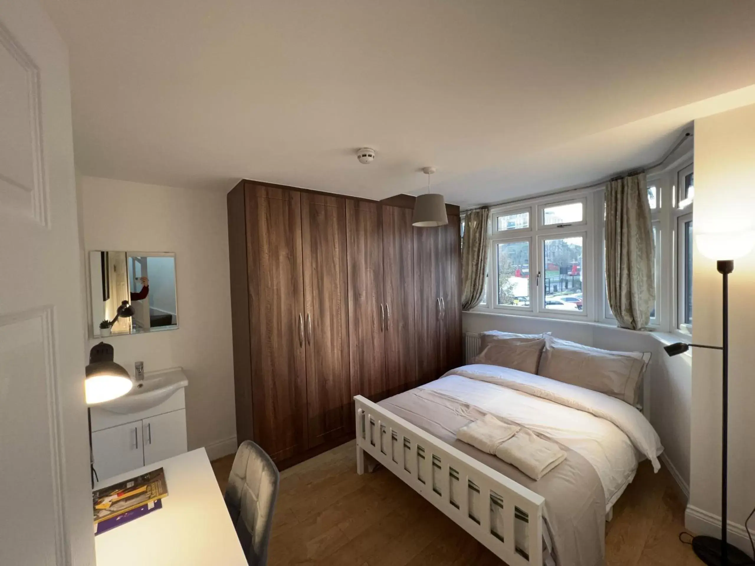 Bedroom in 4 Wharncliffe Drive
