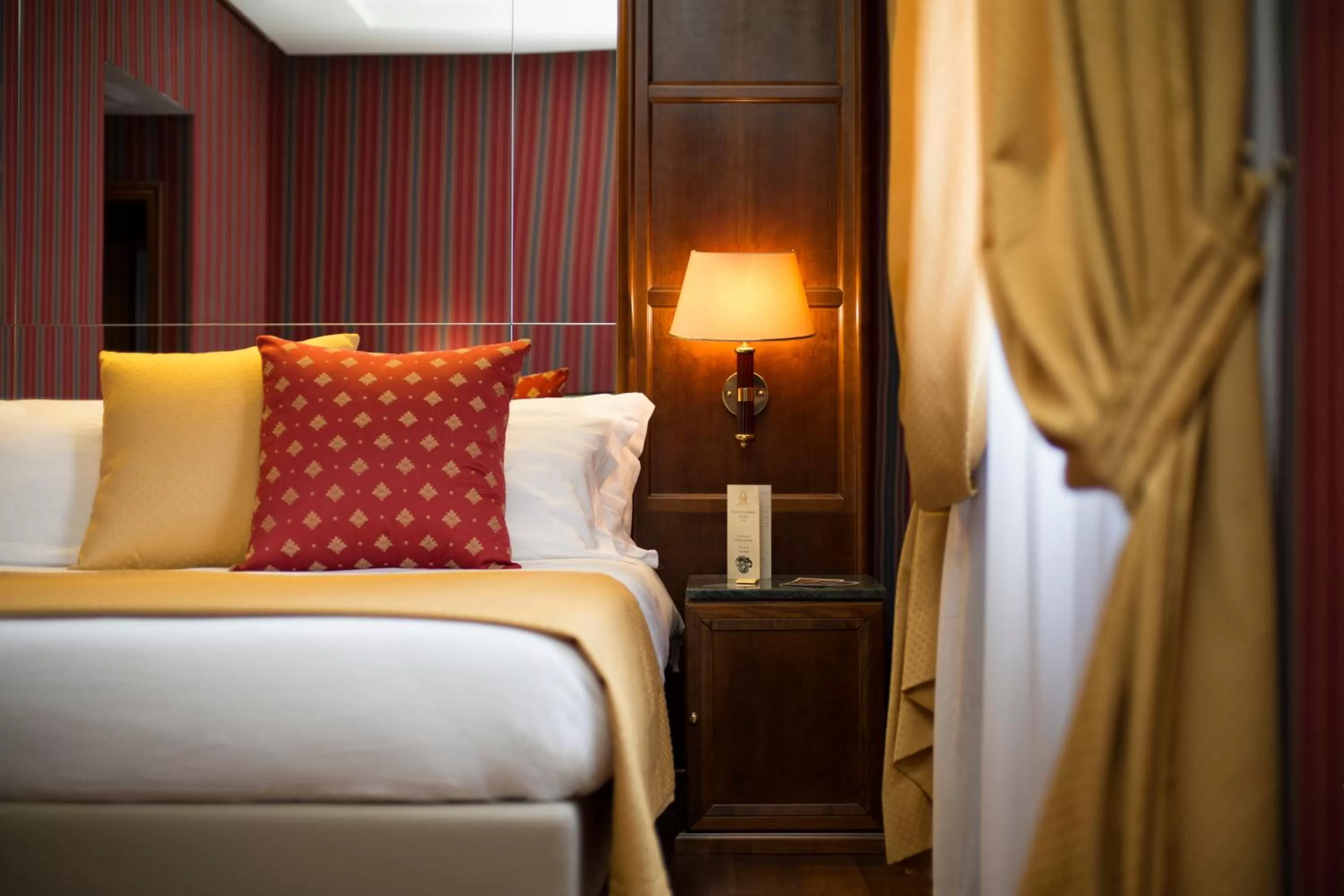 Bed in Atlante Garden Hotel