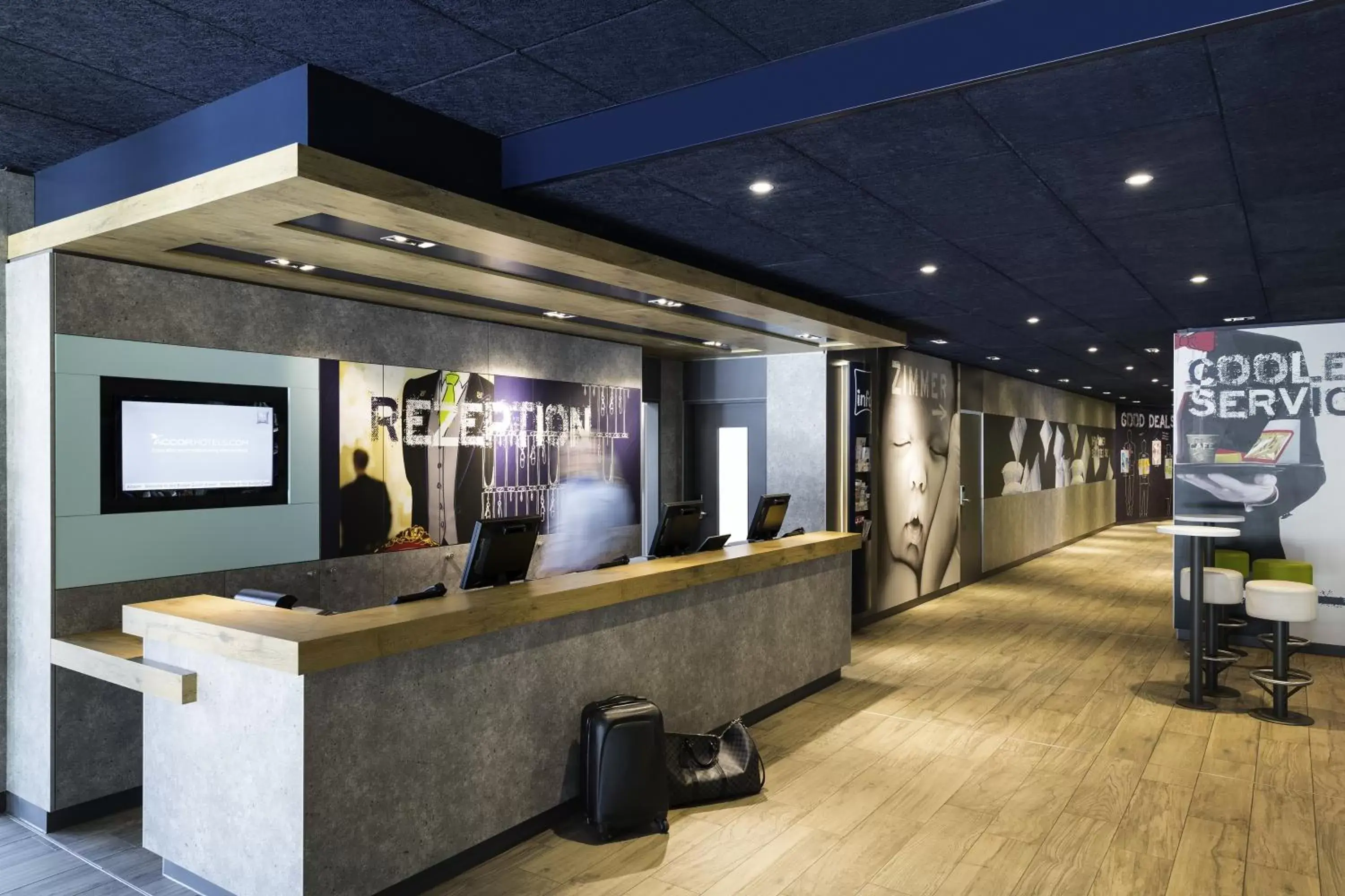 Lobby or reception in ibis budget Zurich Airport Lobby or reception in ibis budget Zurich Airport