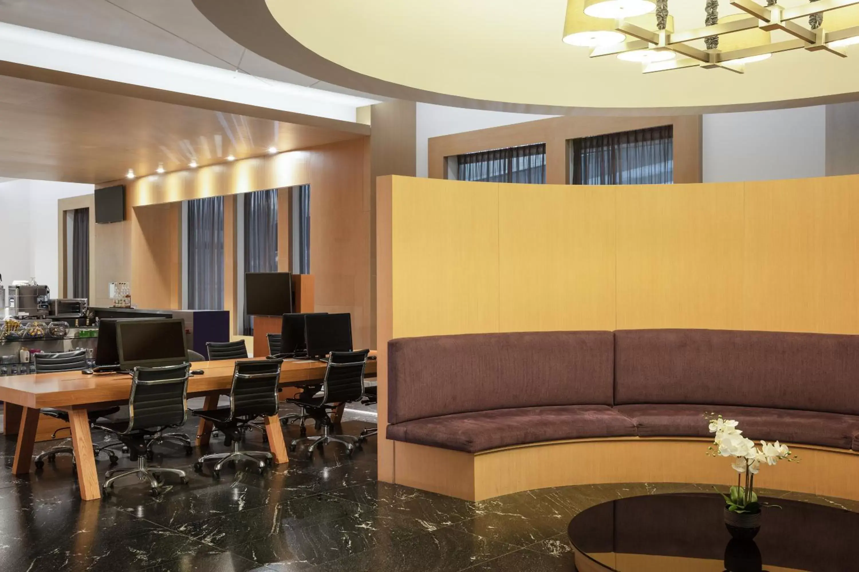 Lobby or reception, Seating Area in Fiesta Inn Cancun Las Americas