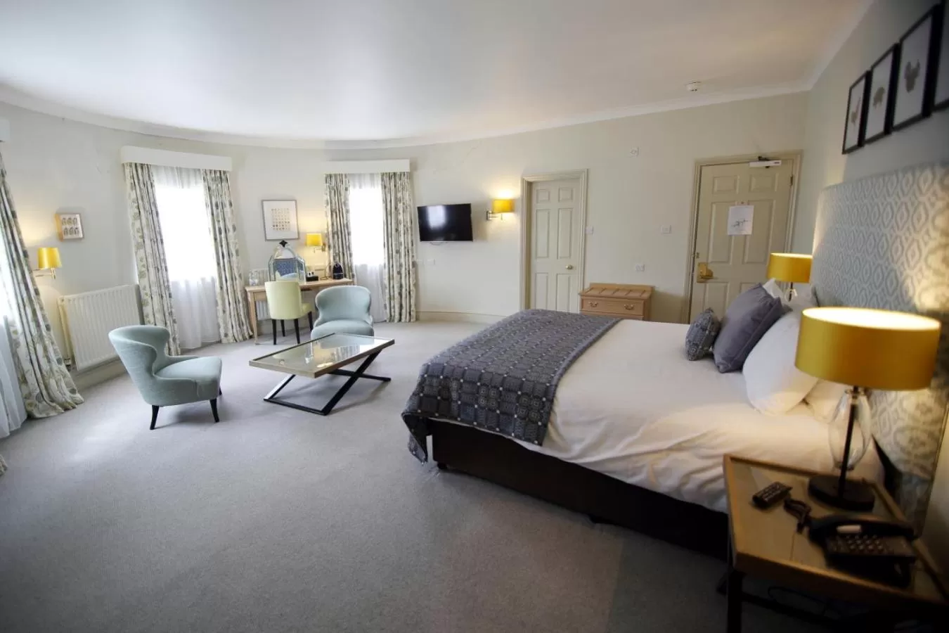Photo of the whole room, Bed in Mercure Gloucester Bowden Hall Hotel