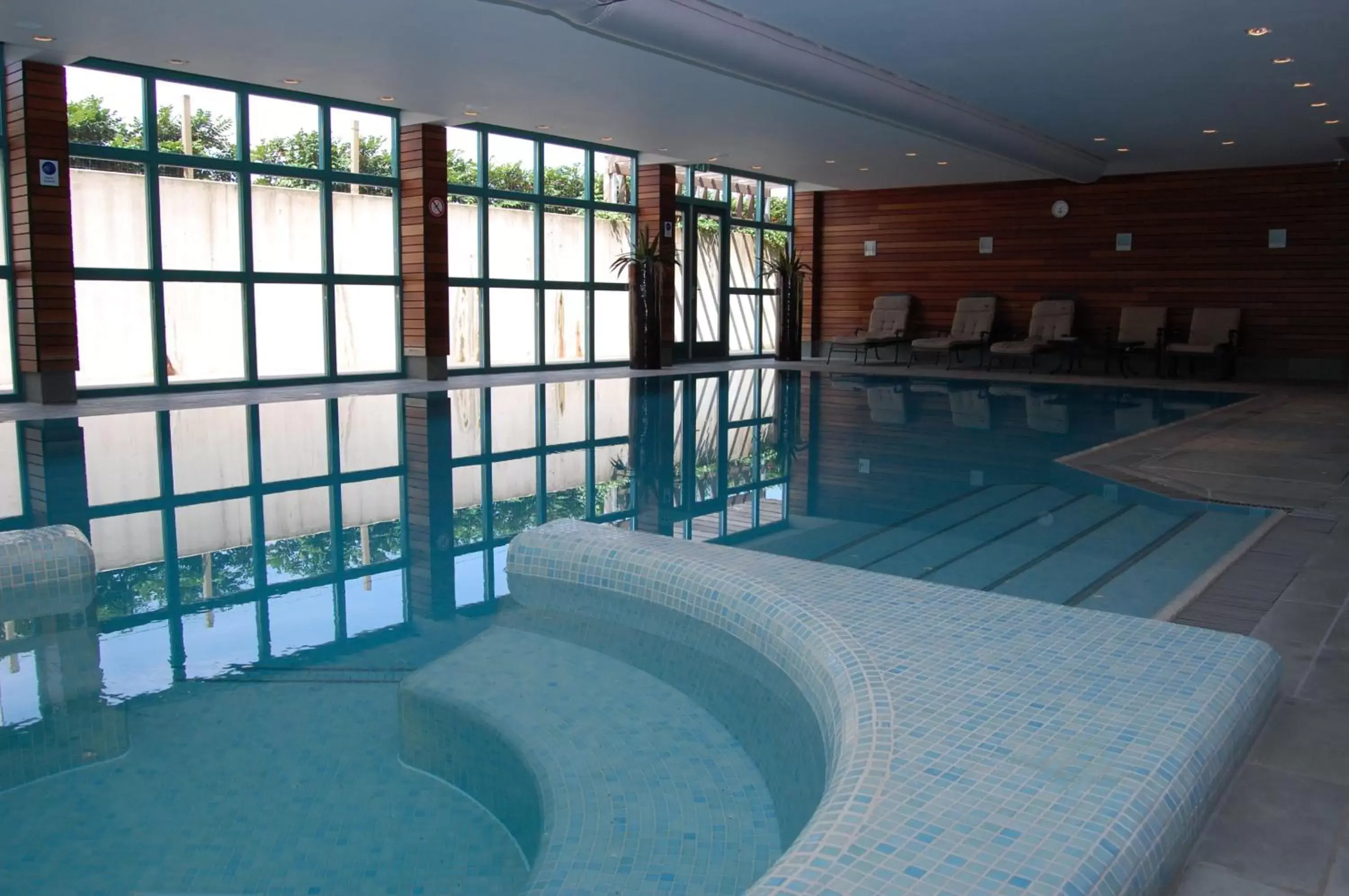 , Swimming Pool in Best Western Hotel Nobis Eindhoven-Venlo A67