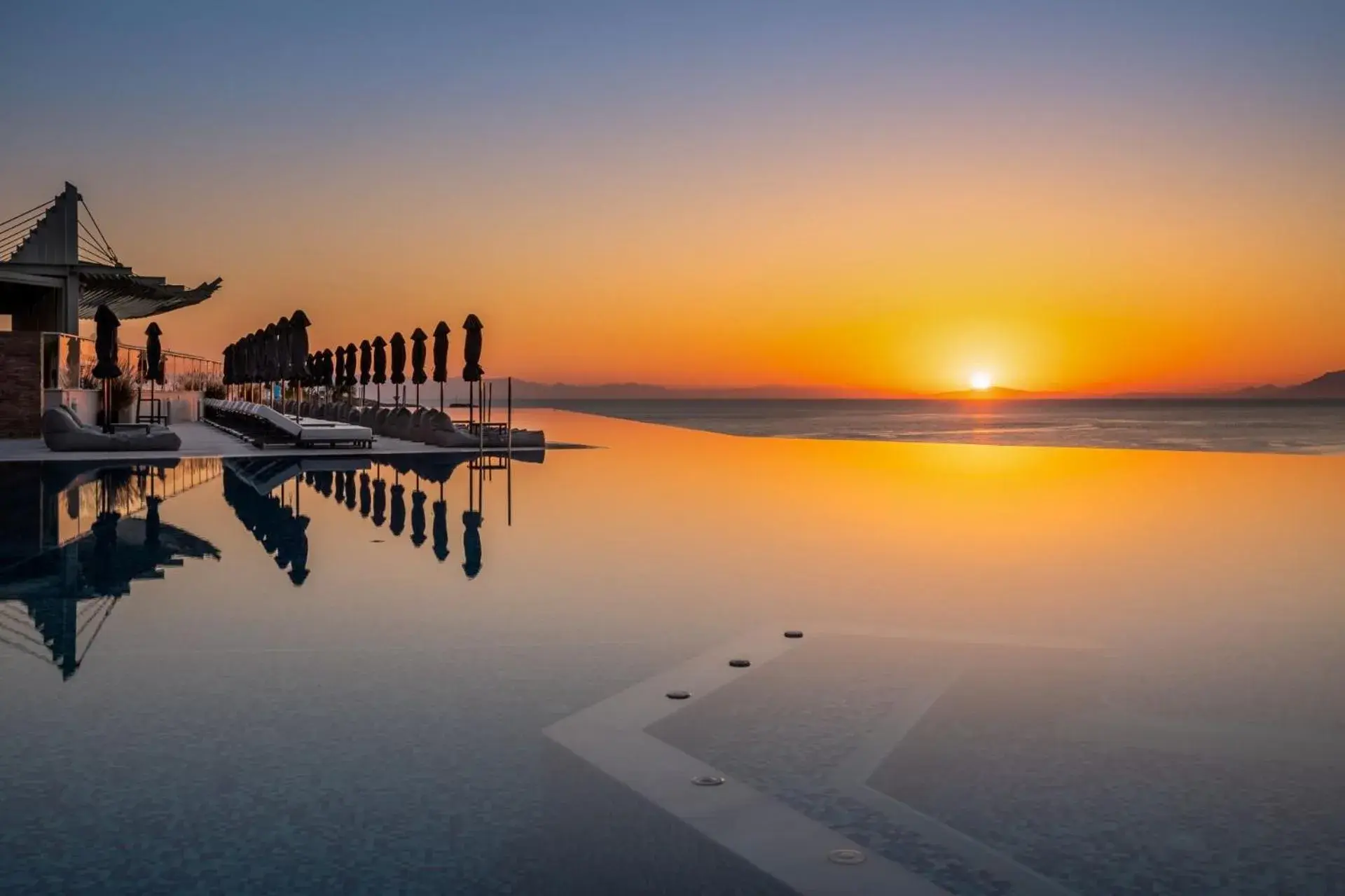 Sunrise, Swimming Pool in Michelangelo Resort & Spa