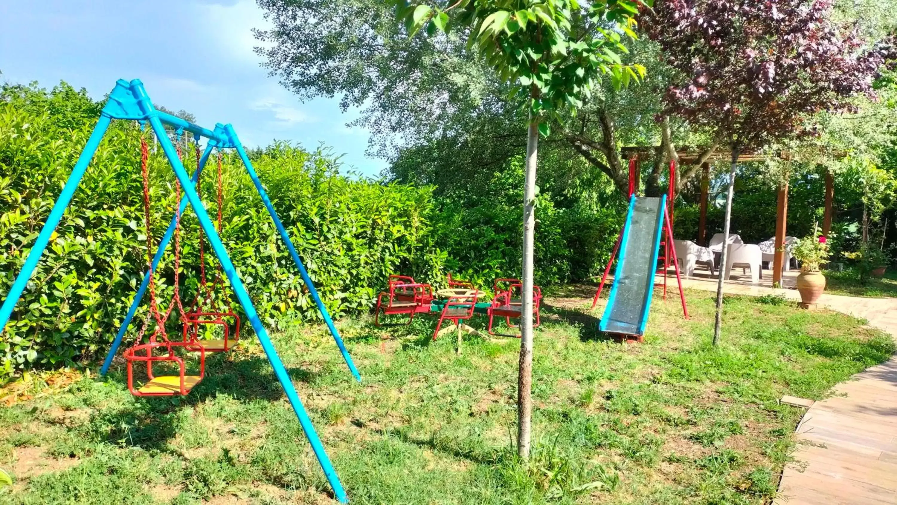 Children play ground, Children's Play Area in B&B Le Quercigliole