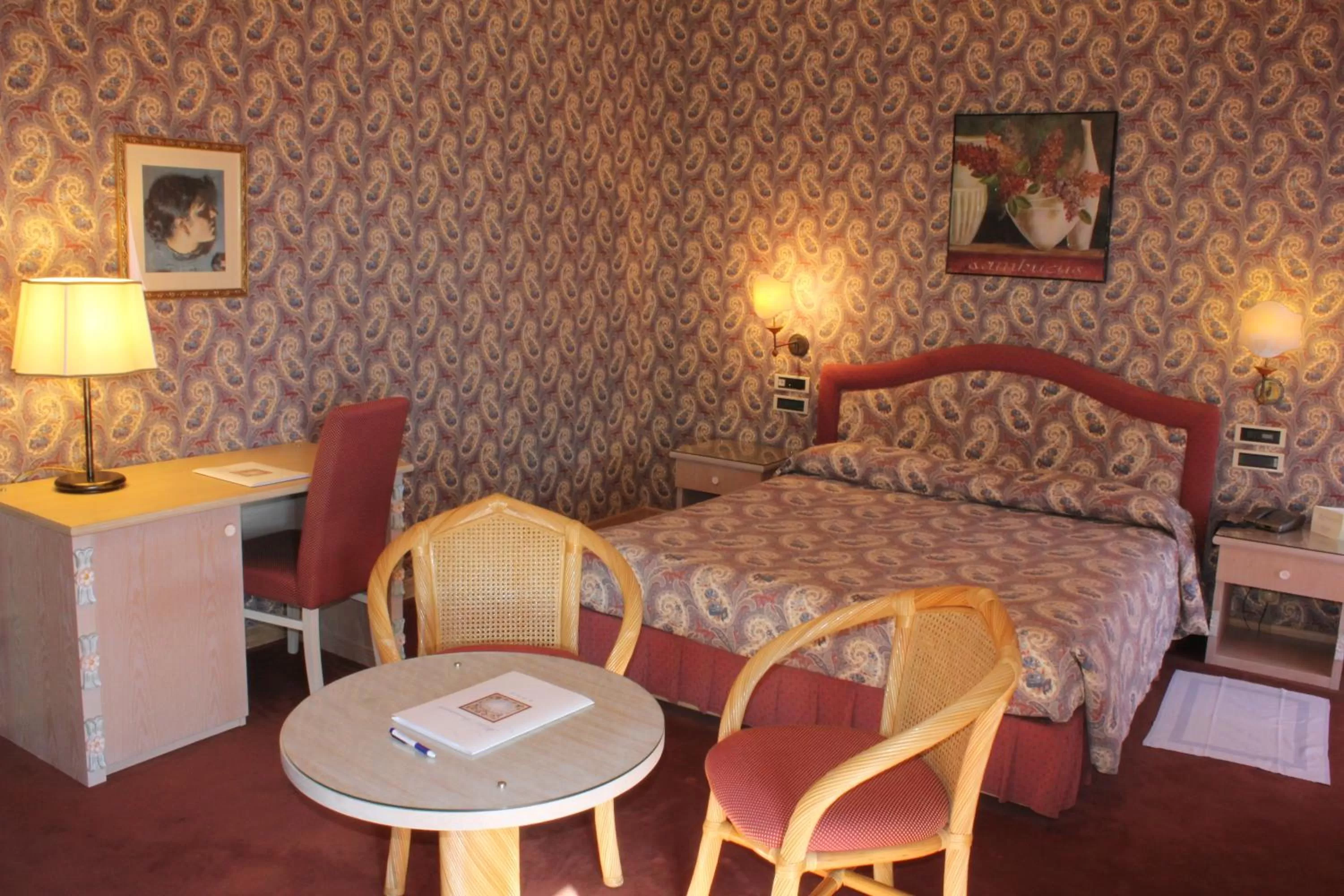 Photo of the whole room, Bed in Hotel Promenade