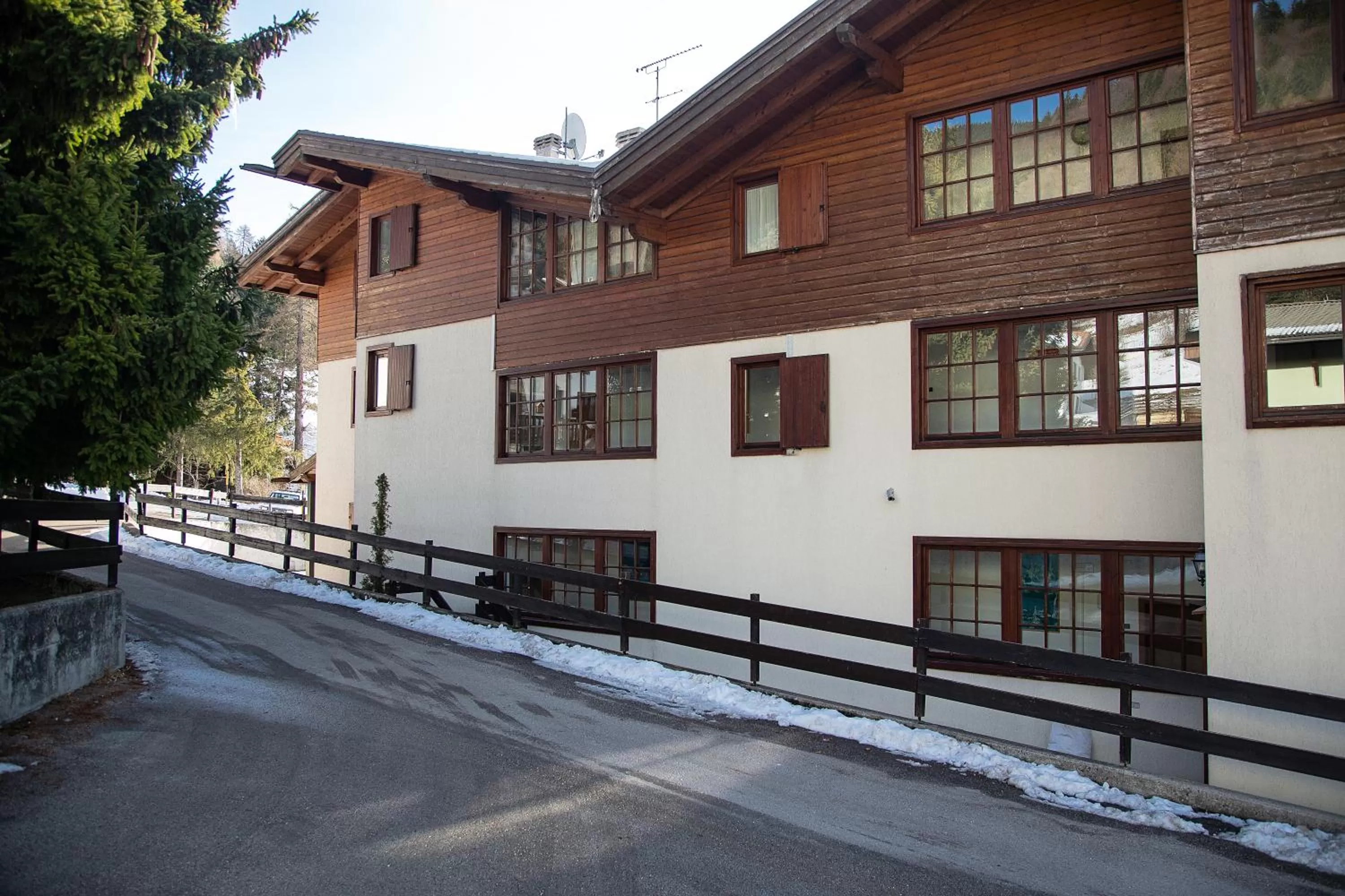 Property building in Hotel Villaggio Nevada