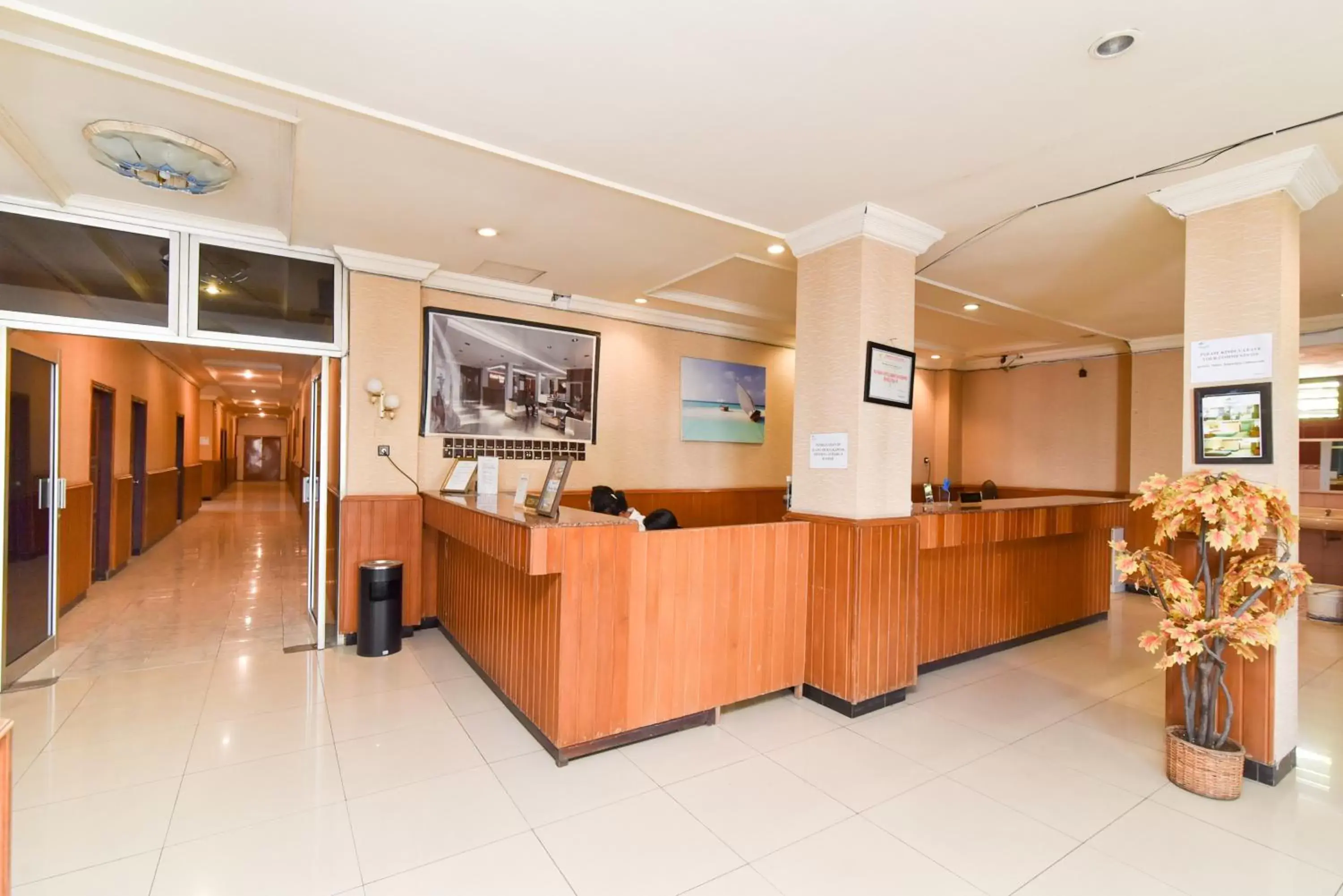 Lobby or reception, Lobby/Reception in RedDoorz Plus At Hotel Pantai Timor