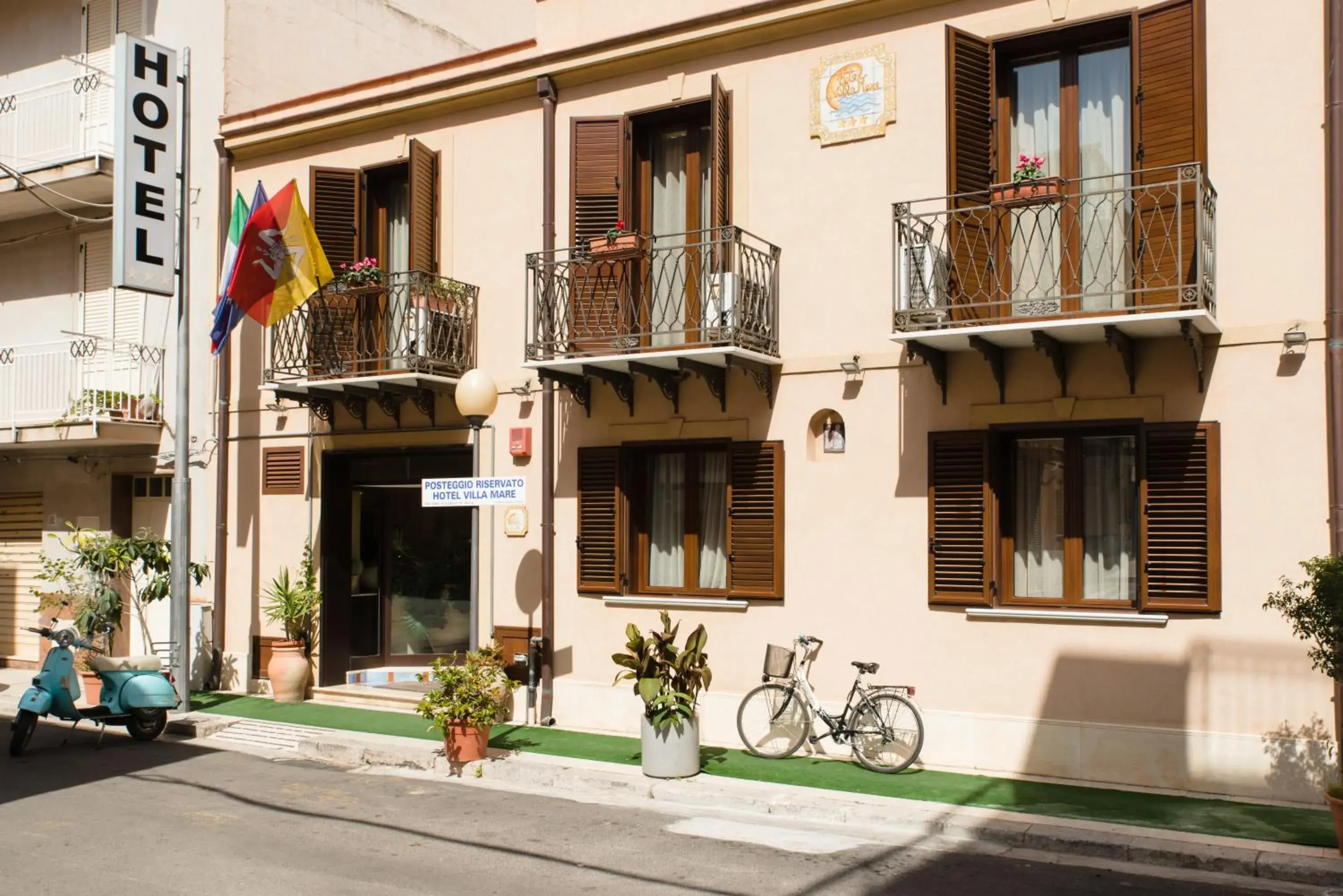 Facade/entrance, Property Building in Hotel Villa Mare