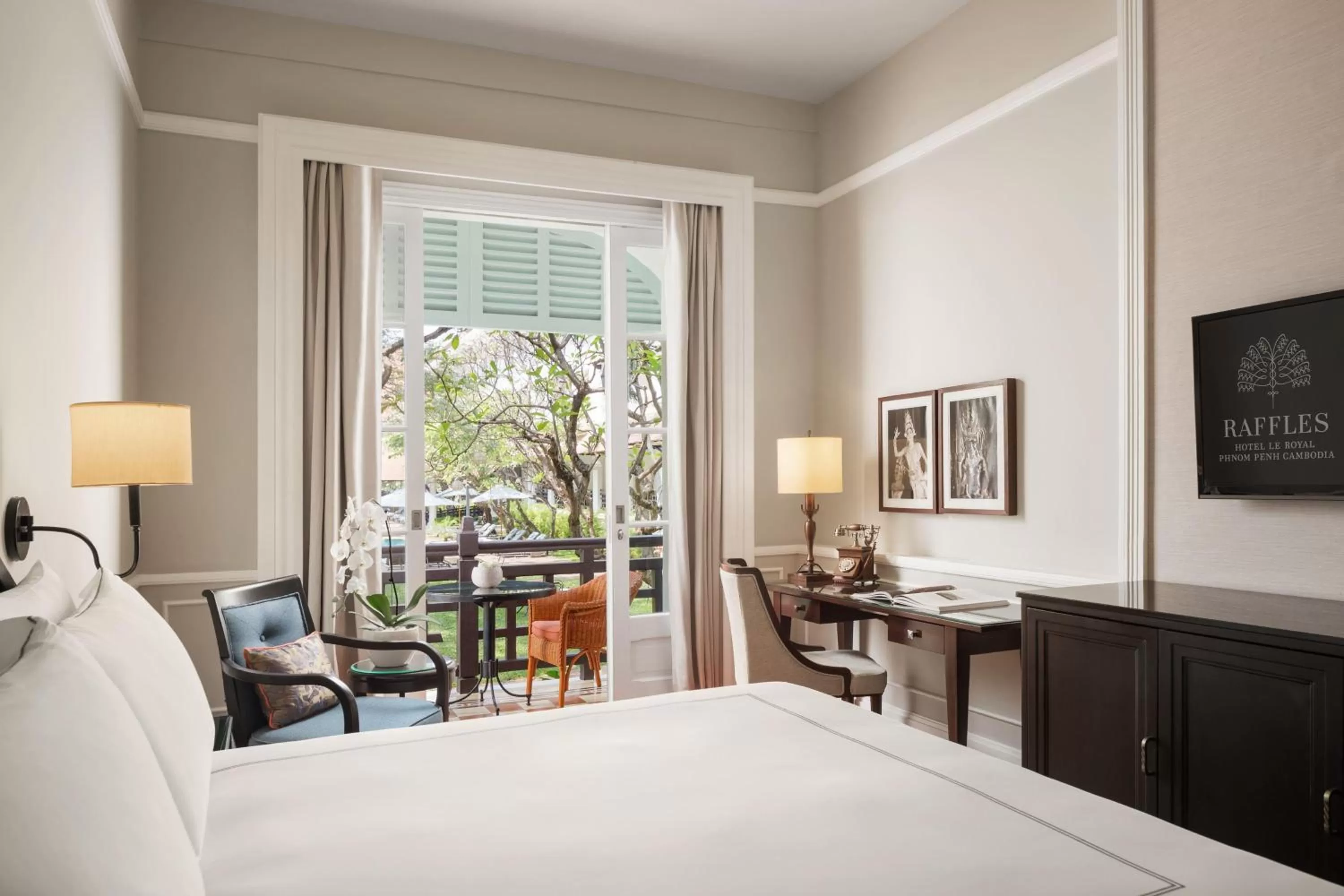 Bed in Raffles Hotel Le Royal