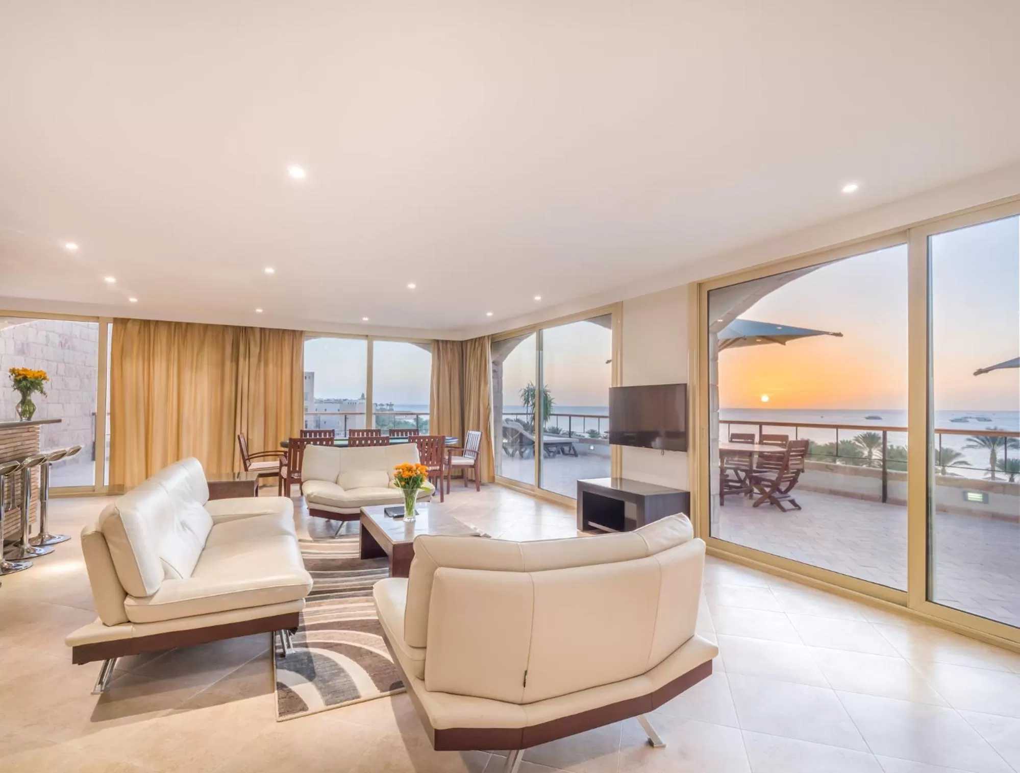 Living room in Fort Arabesque Resort, Spa & Villas