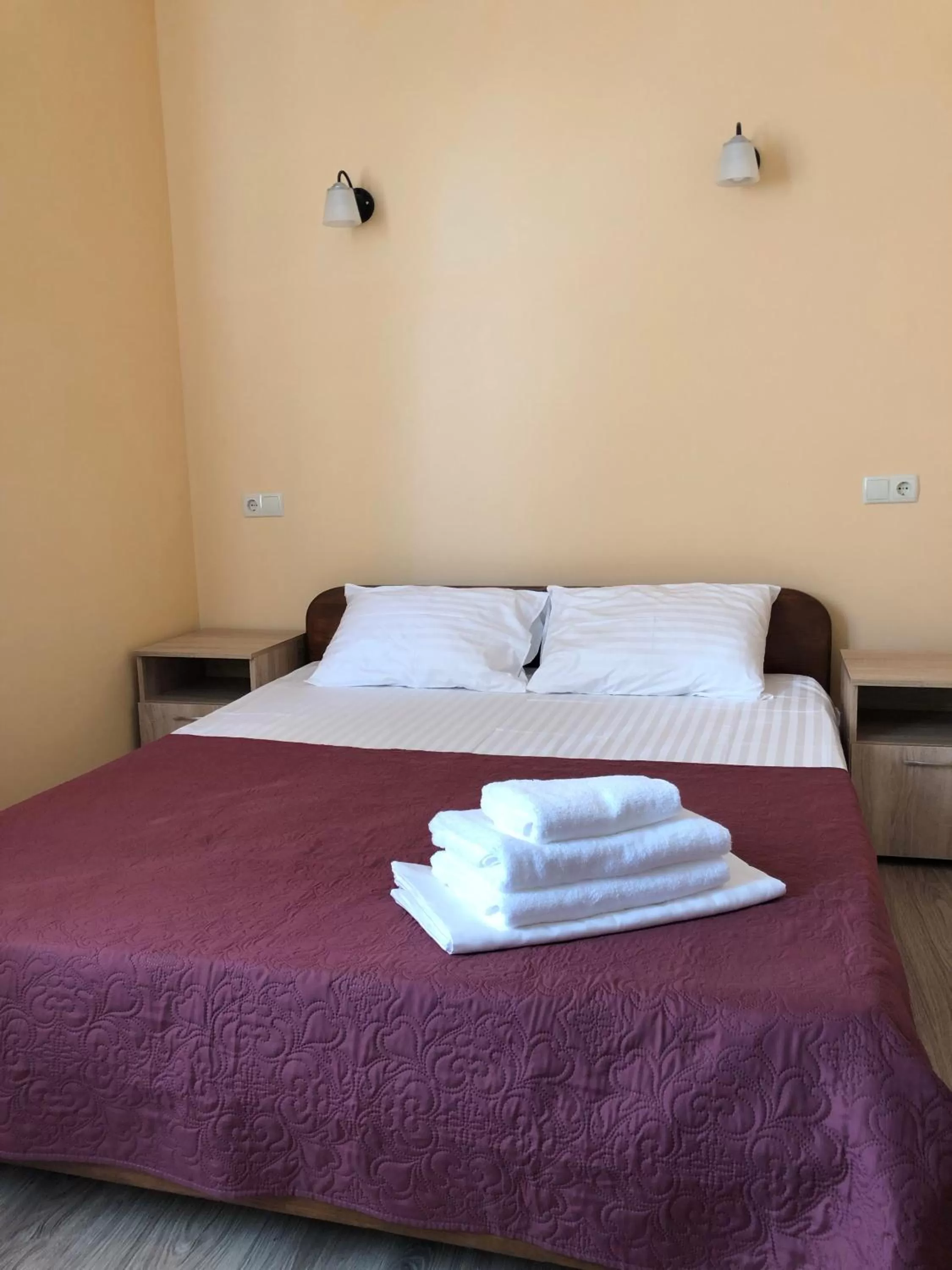 Bed in Zhuliany City Hotel