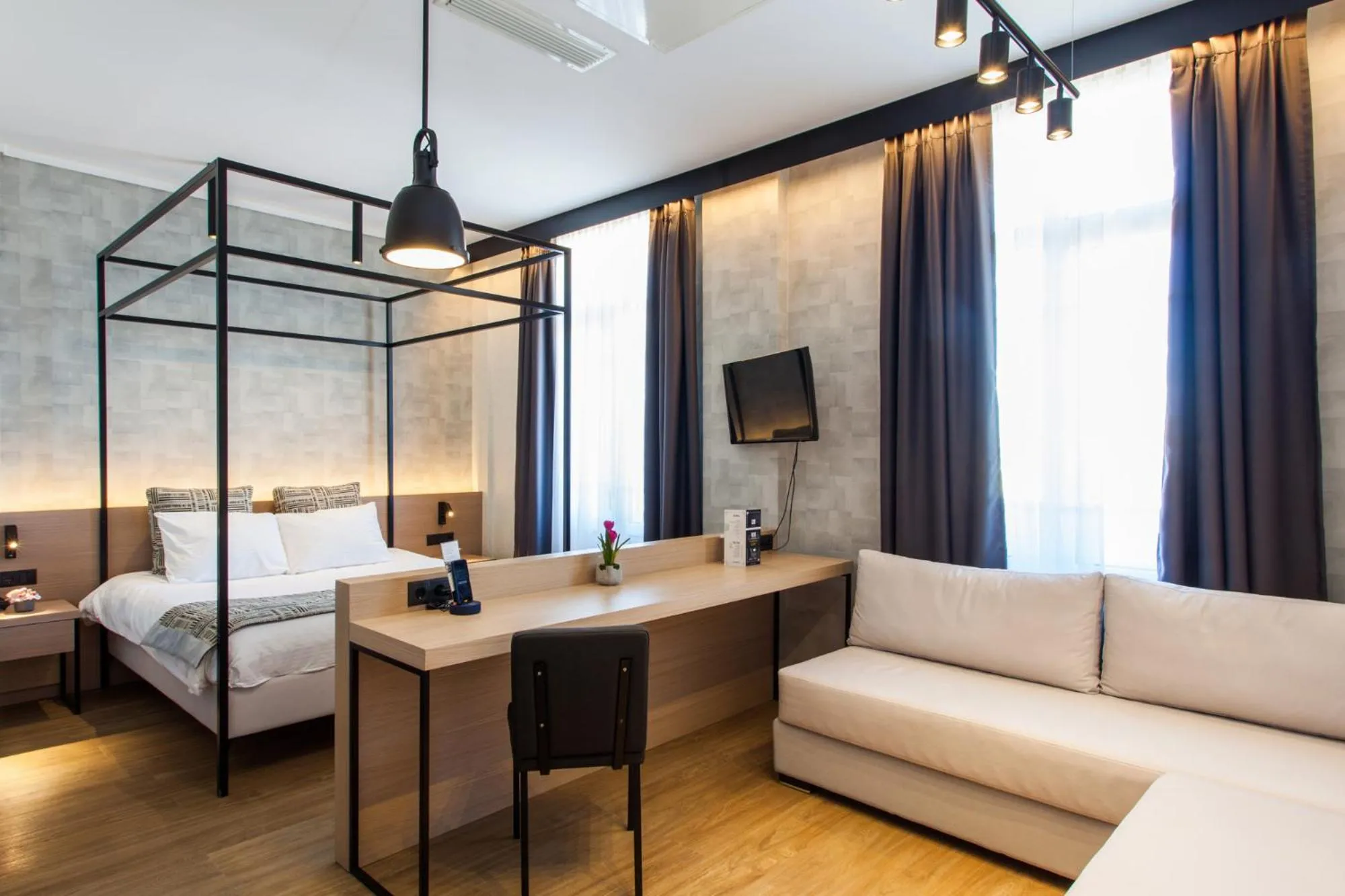 Photo of the whole room, Bed in Egnatia Palace Hotel & Spa