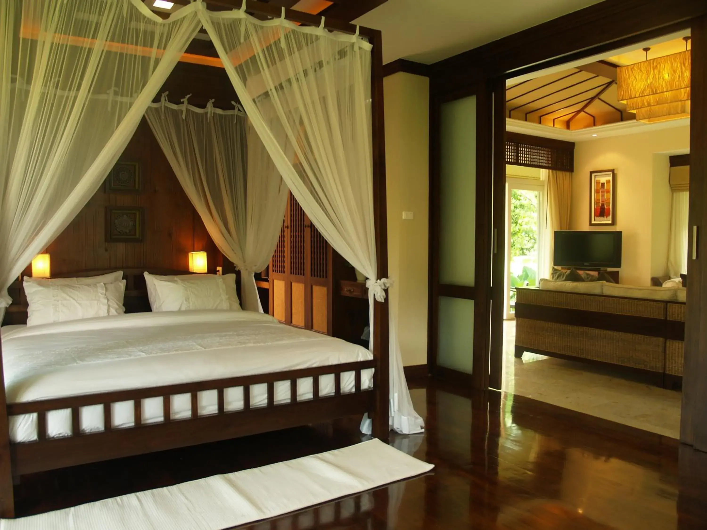Bed in Sibsan Resort & Spa Maetaeng SHA