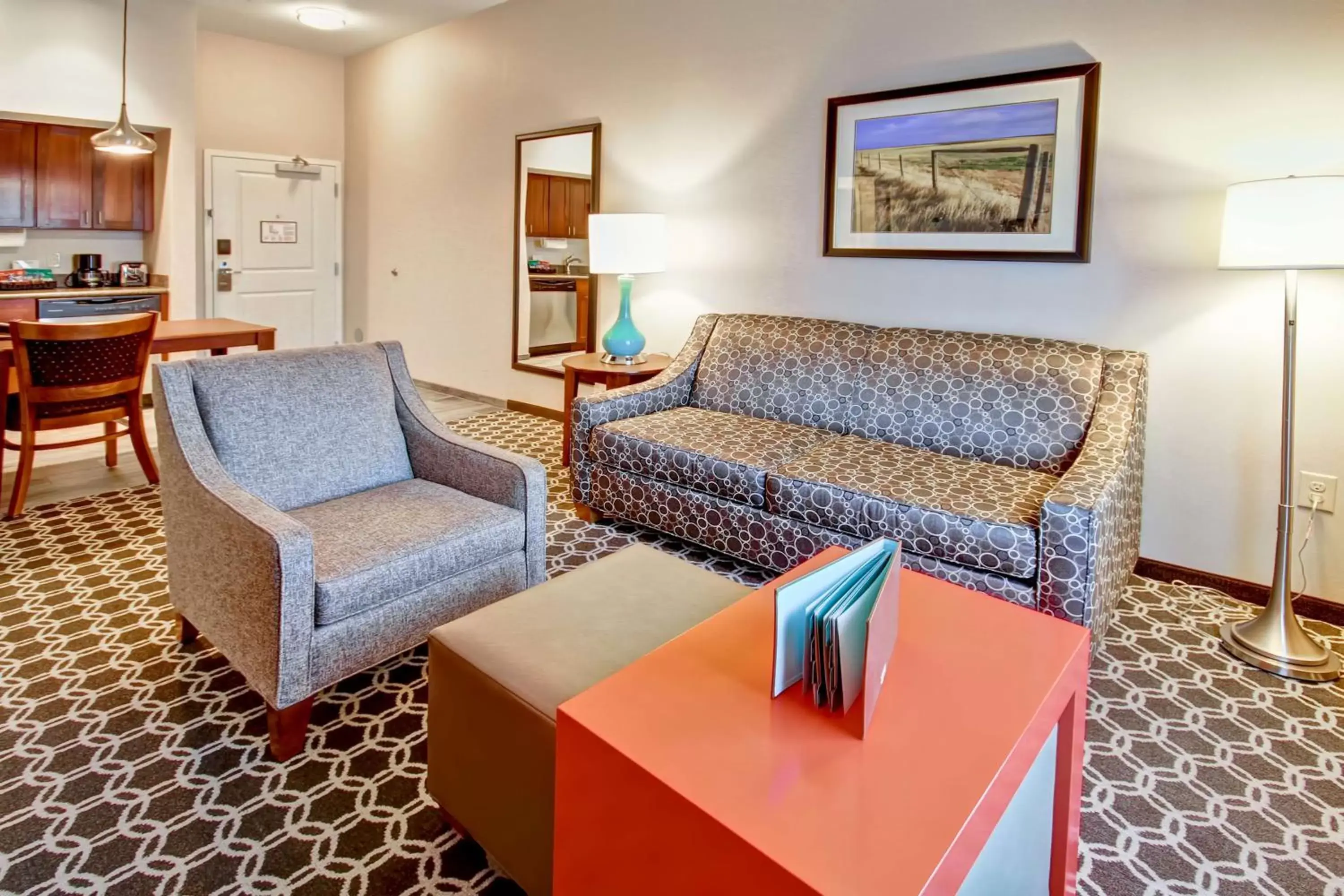 Kitchen or kitchenette, Seating Area in Homewood Suites by Hilton Greeley