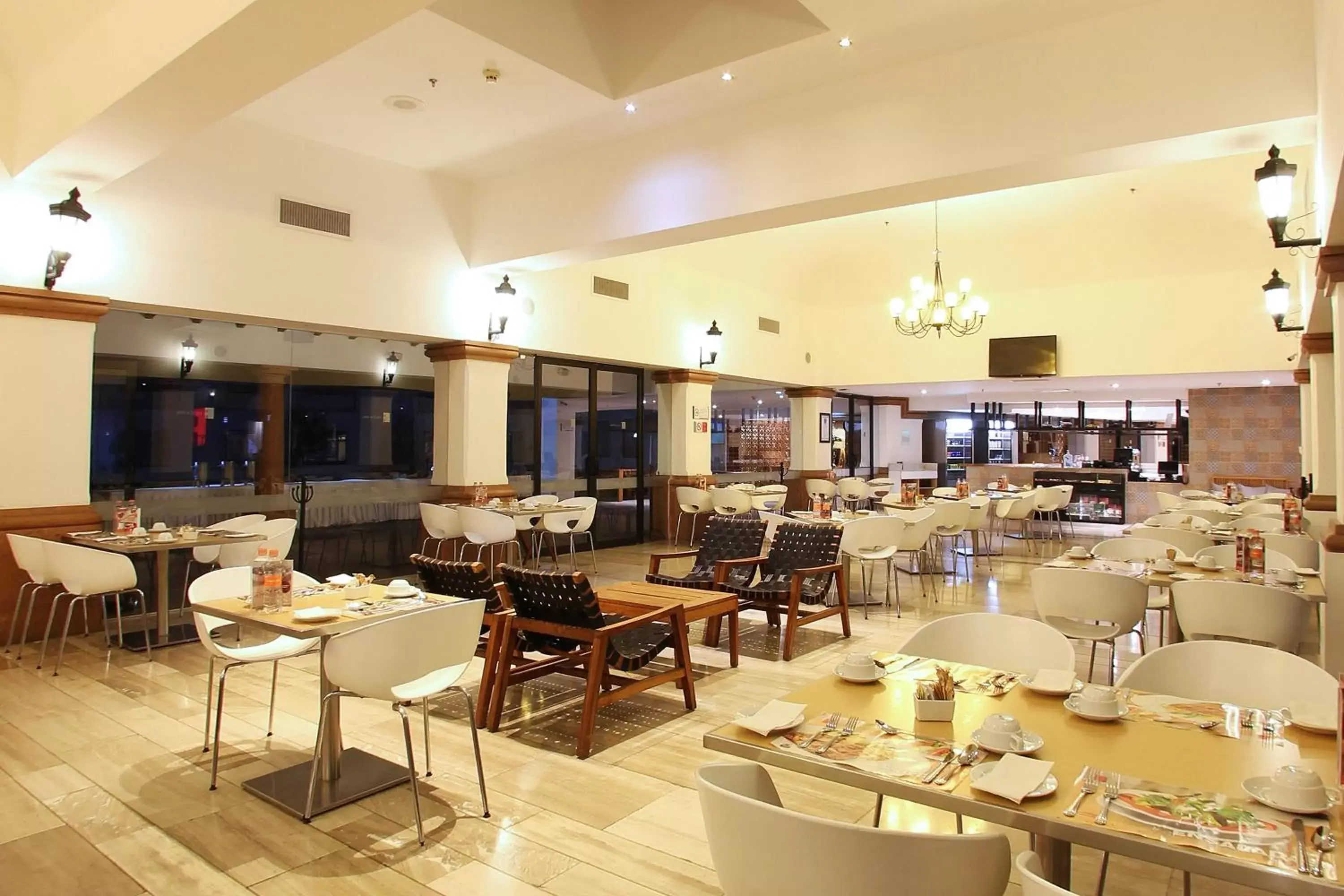 Restaurant/Places to Eat in Fiesta Inn Queretaro