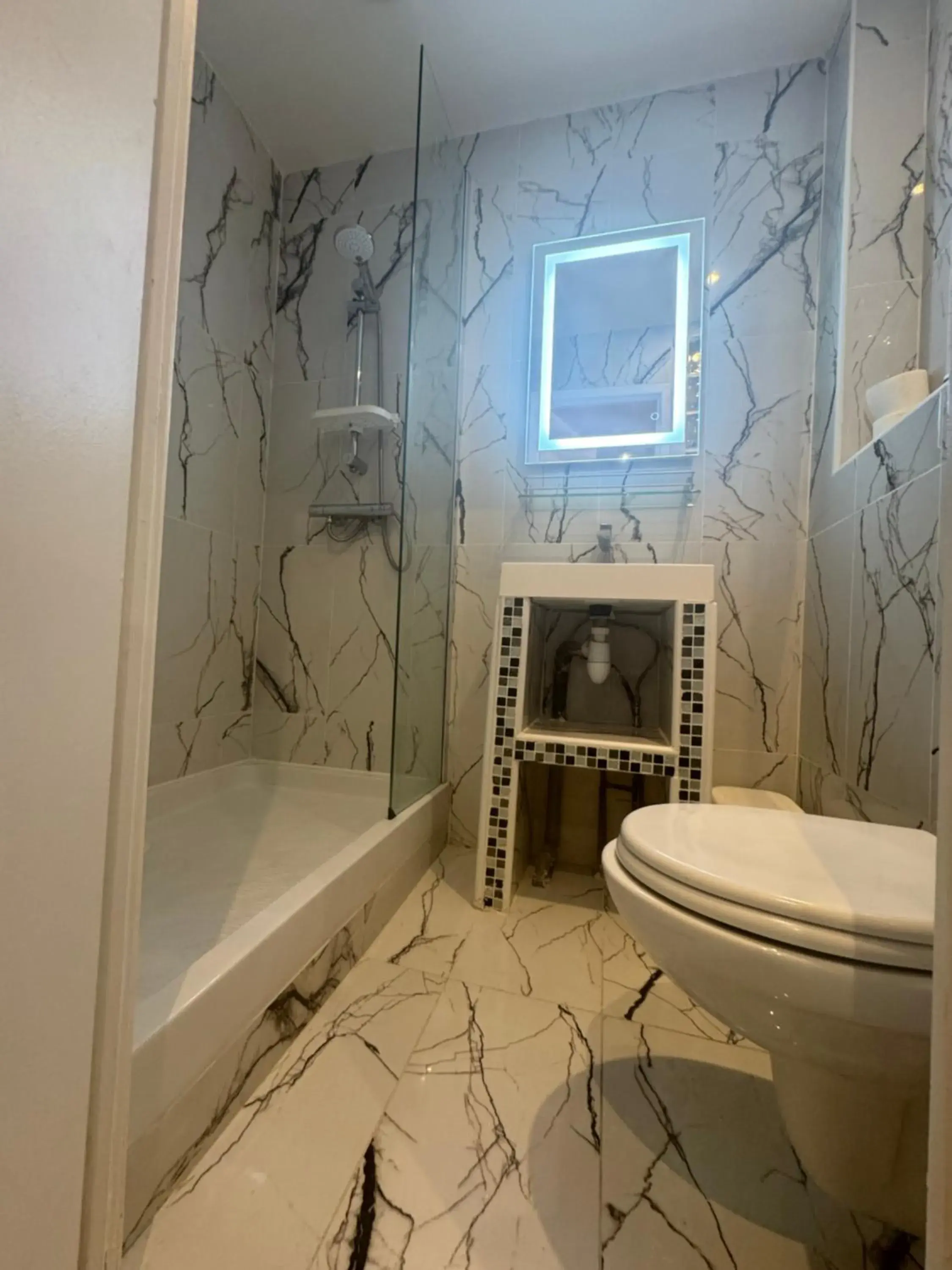 Bathroom in Modern's Hotel